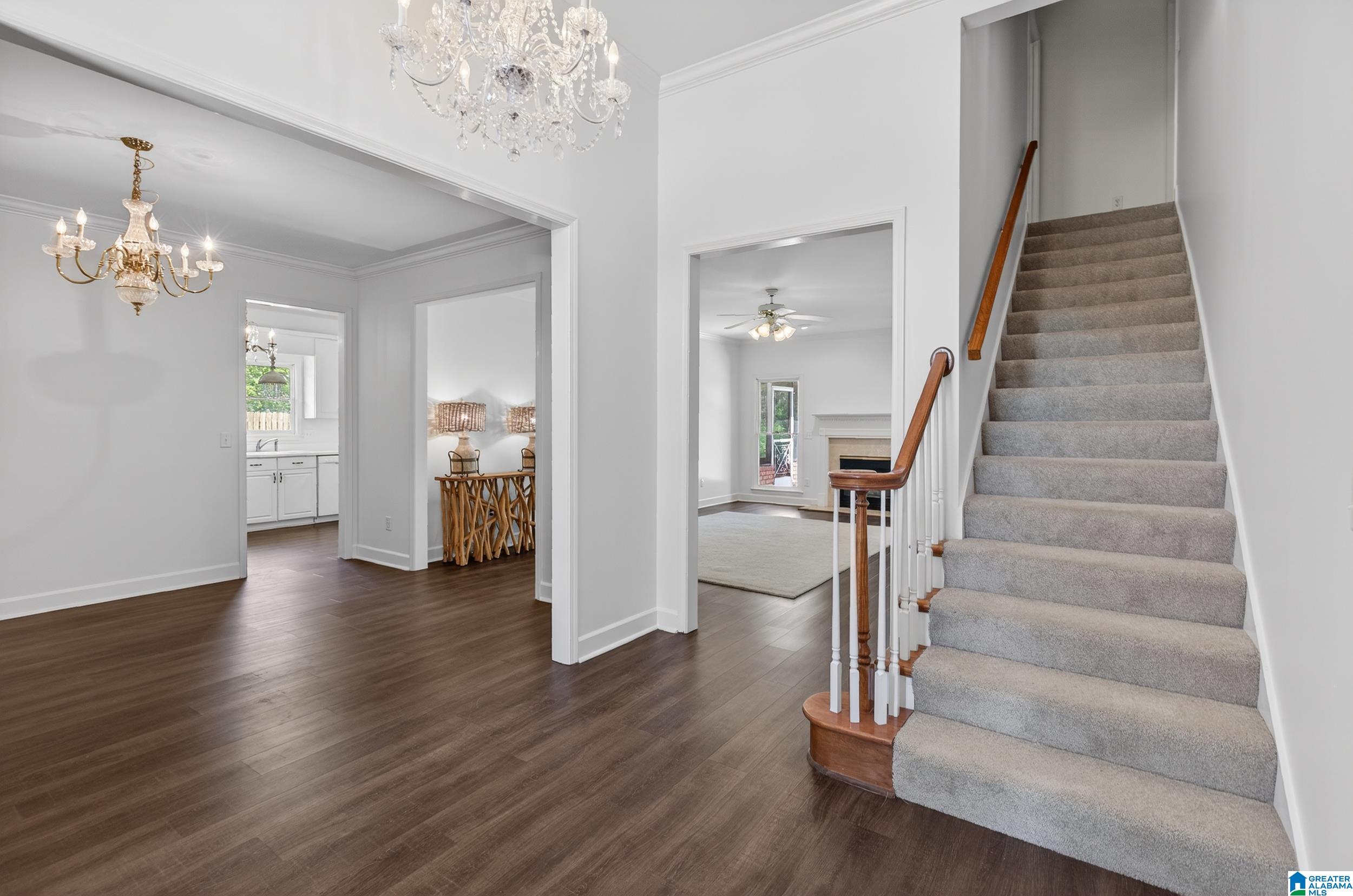 300 WILLOW CREST LANE