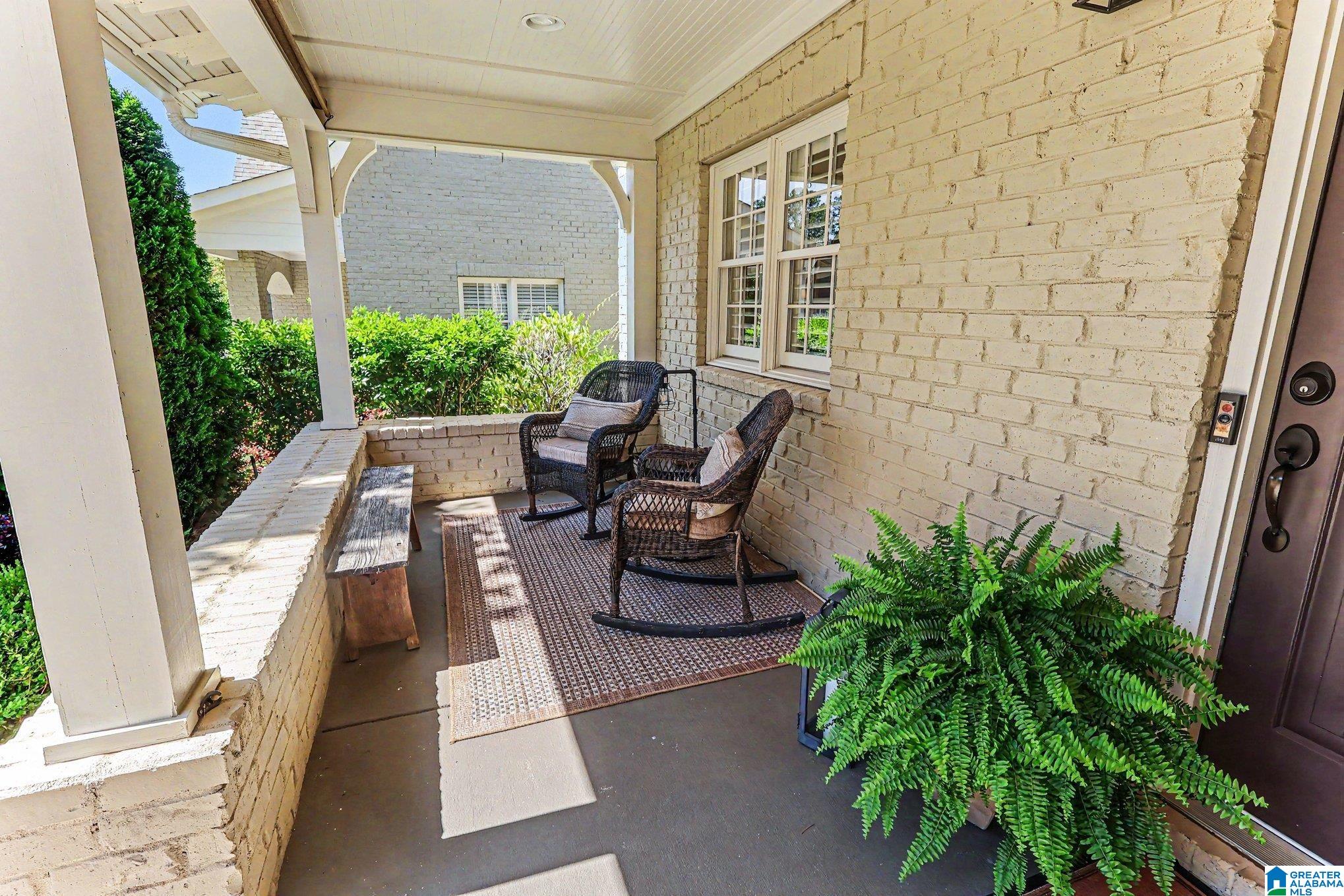 2420 MONTAUK ROAD