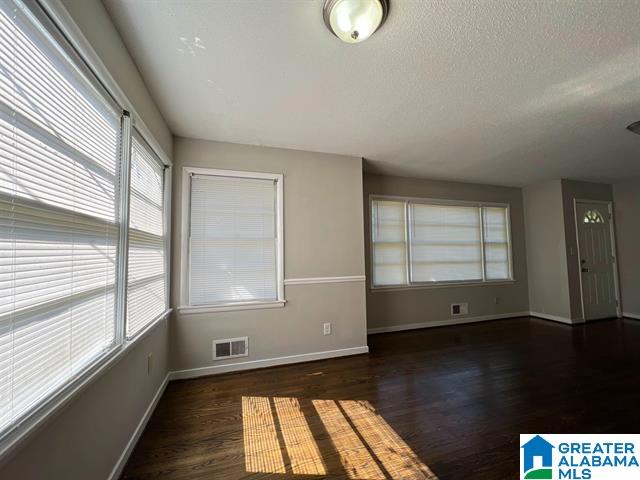 2628 NE 1ST STREET NE