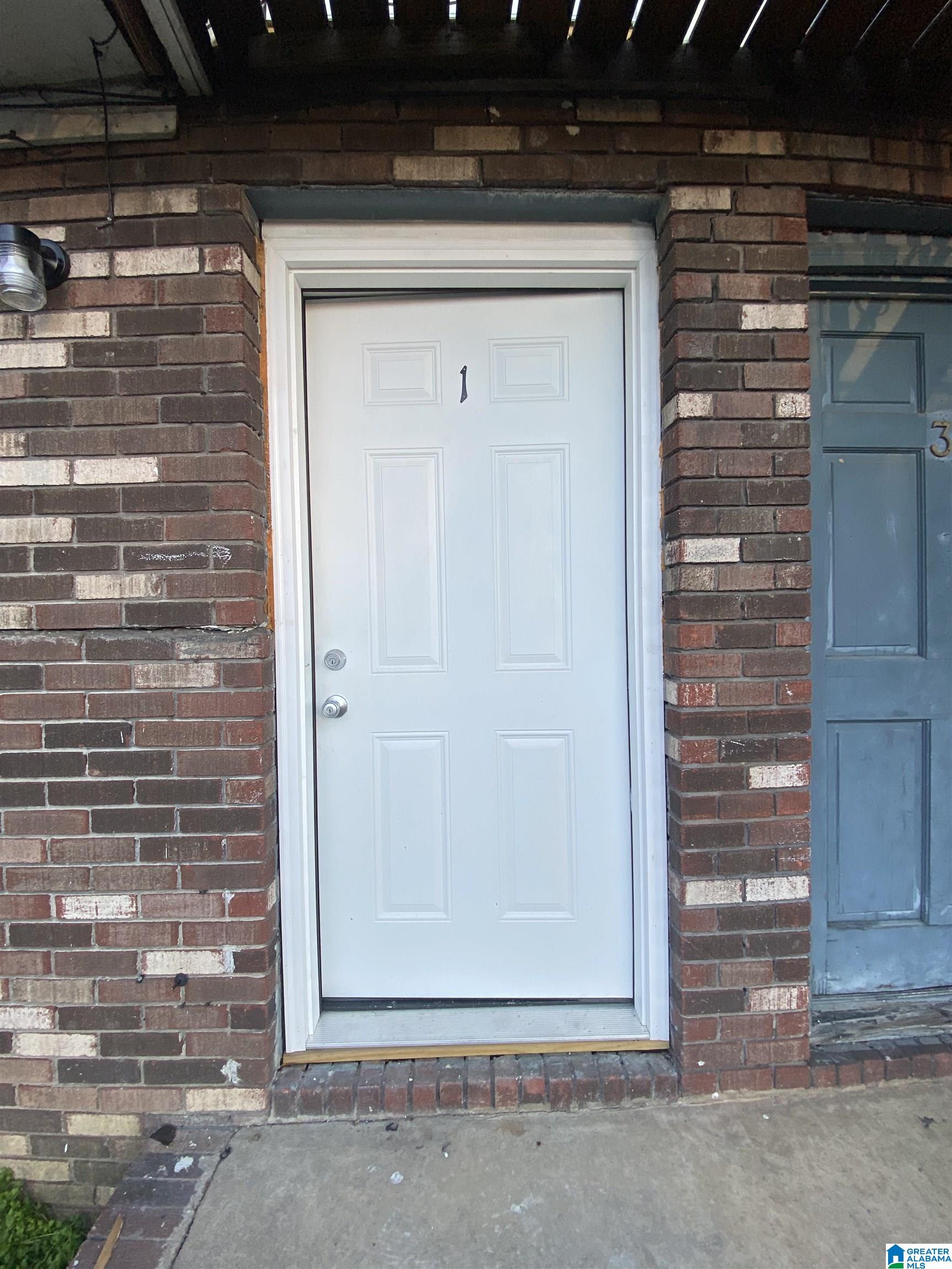 705 KNOXVILLE STREET 1