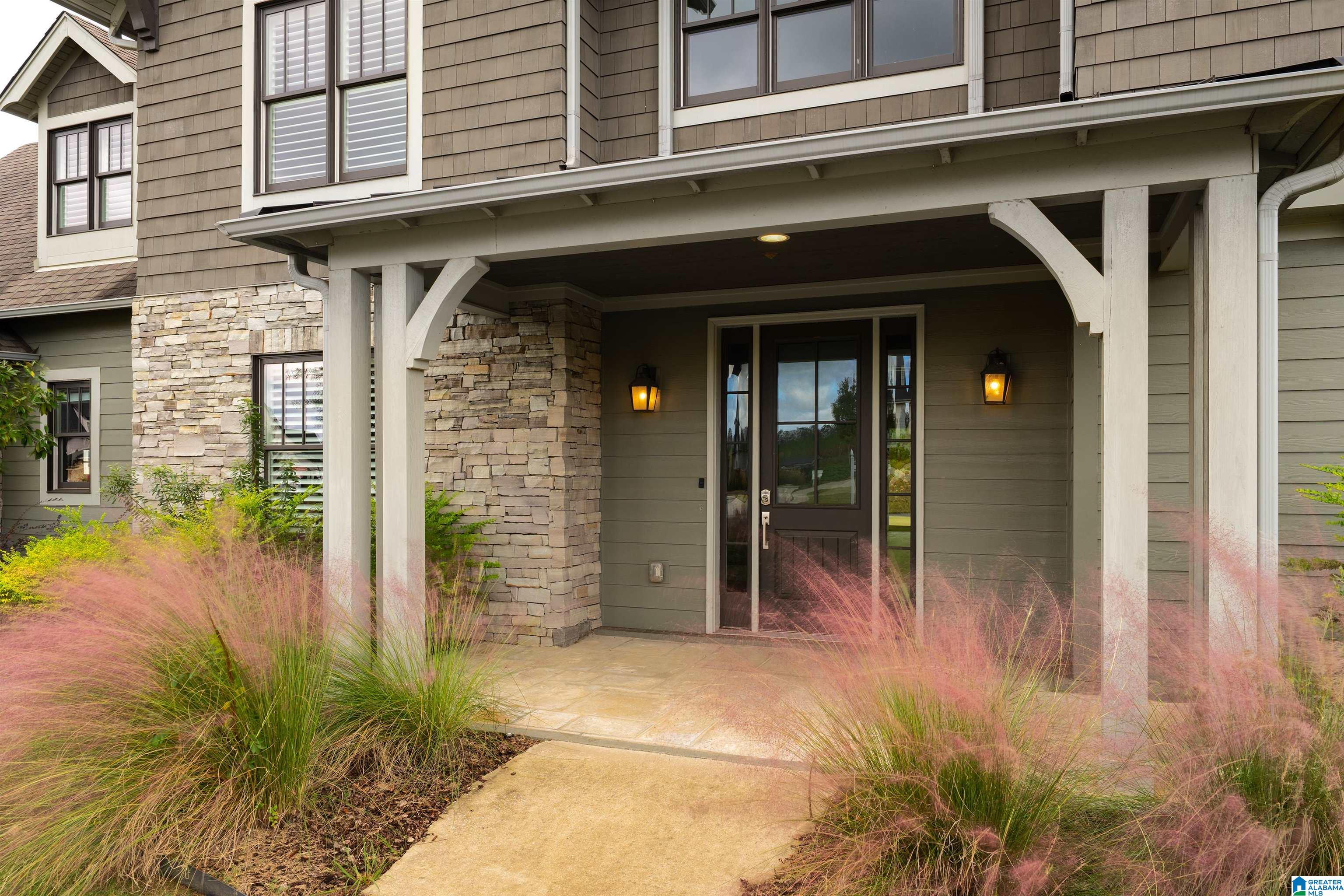 2744 BLACKRIDGE LANE