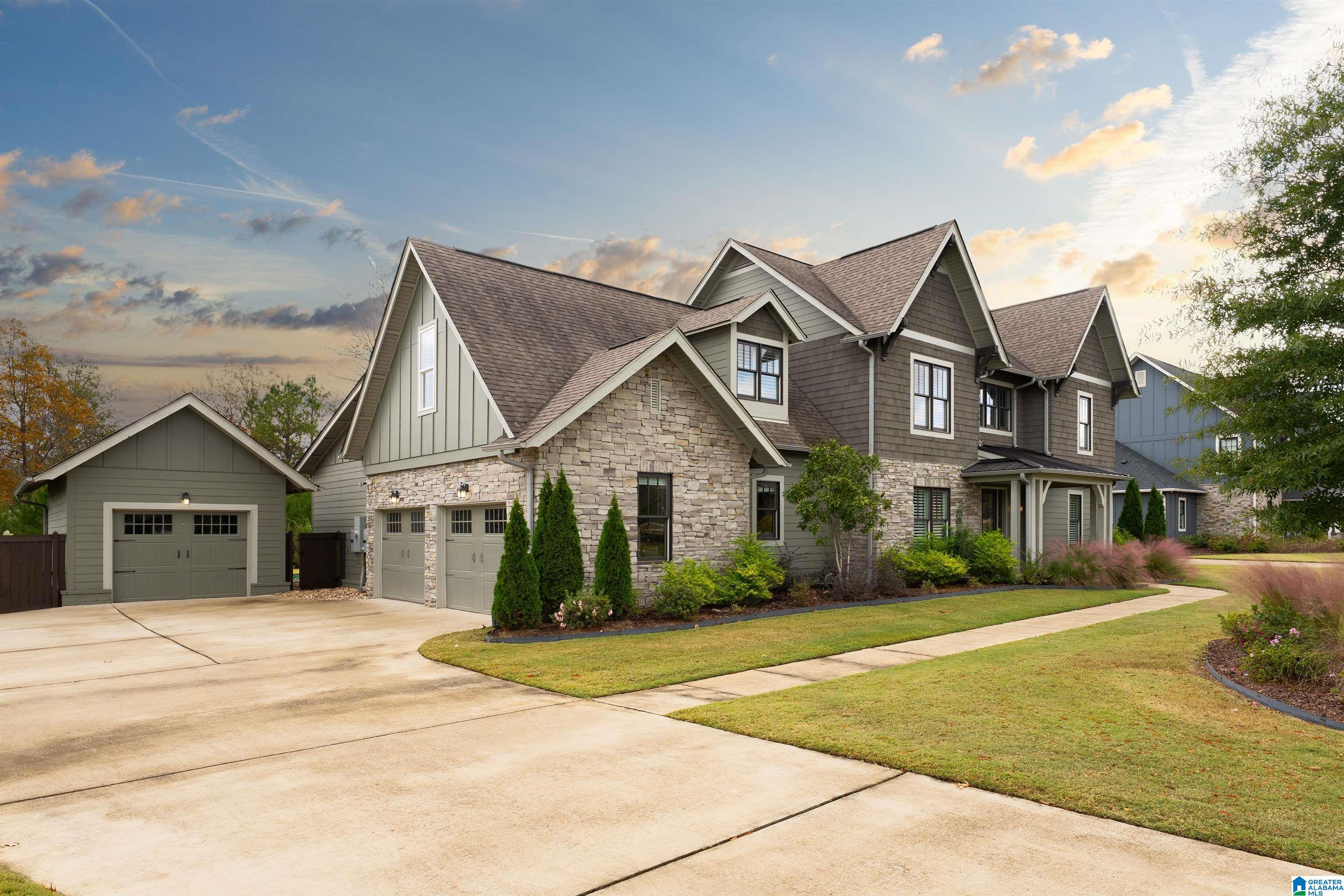 2744 BLACKRIDGE LANE