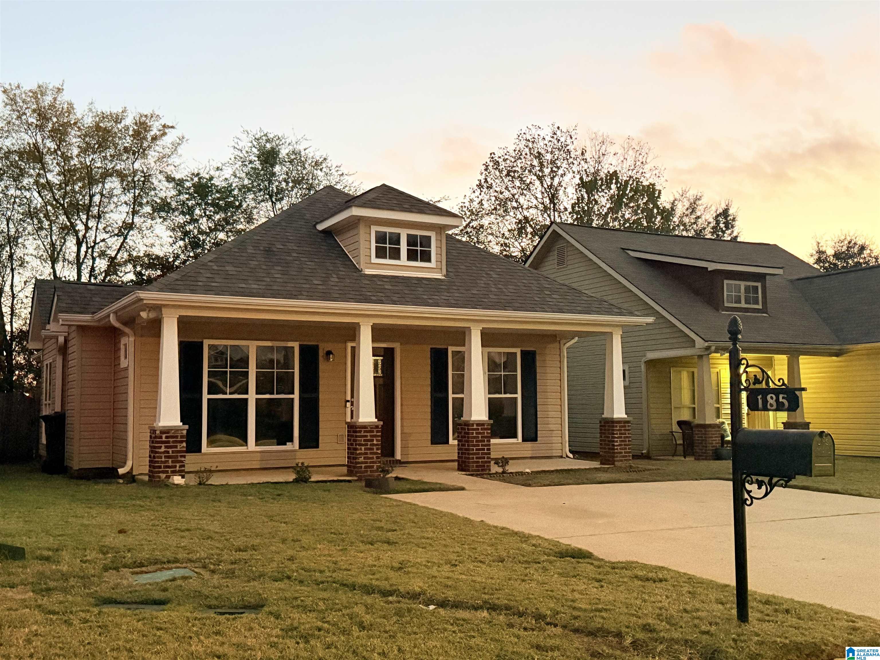 Photo 1 of 16 — 185 CREEKSTONE TRAIL, CALERA, AL 35040