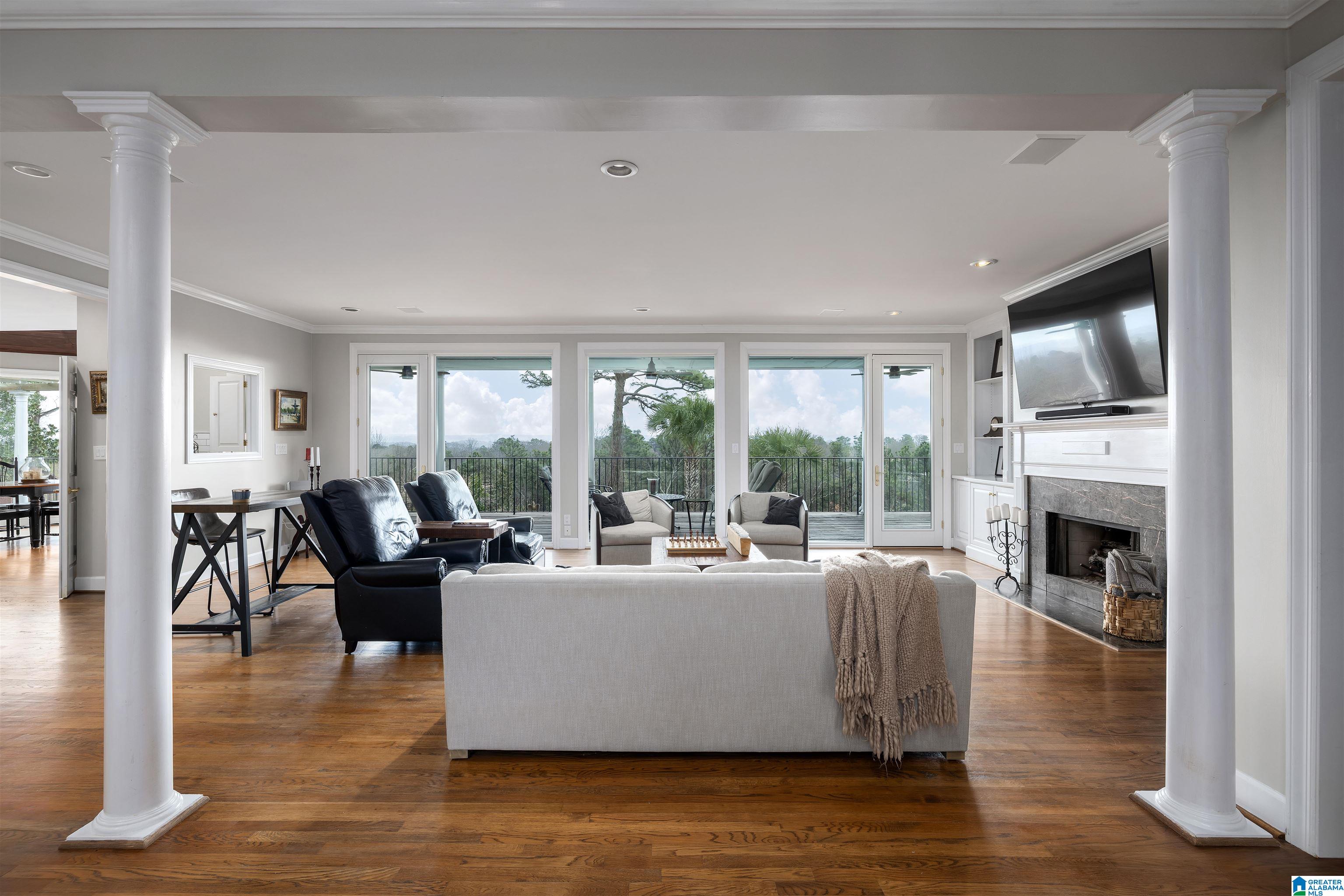 2213 HIDDEN RIDGE CIRCLE