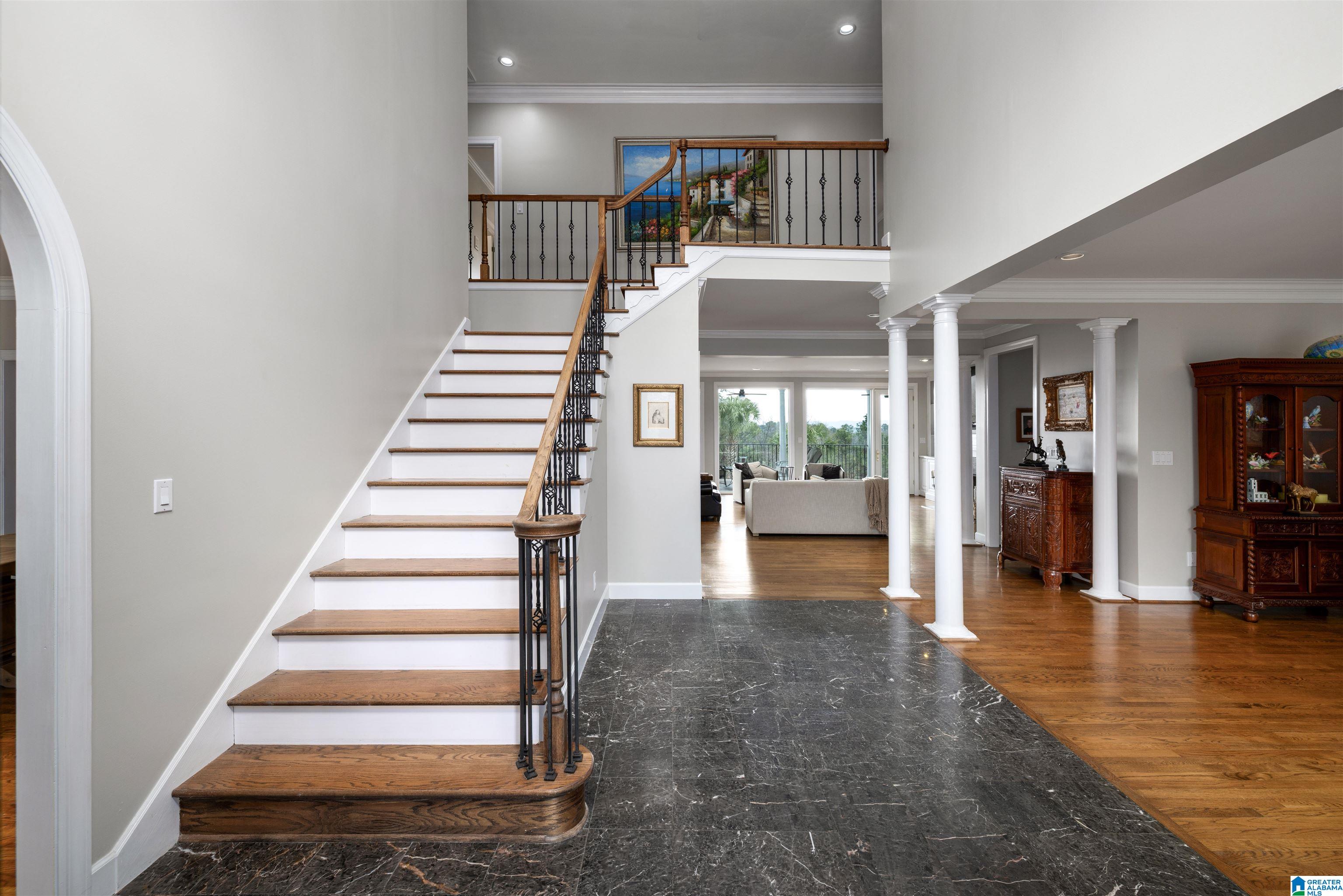 2213 HIDDEN RIDGE CIRCLE