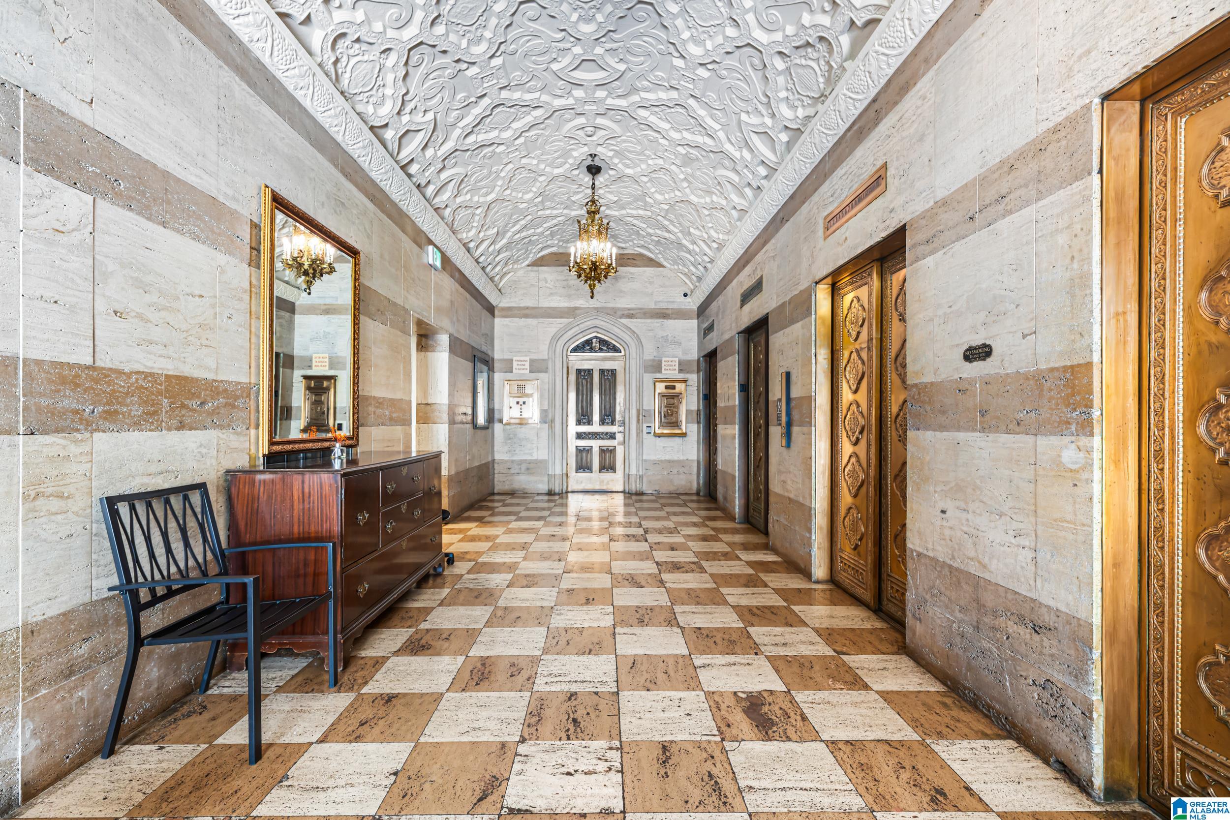 2008 3RD AVENUE N 8D