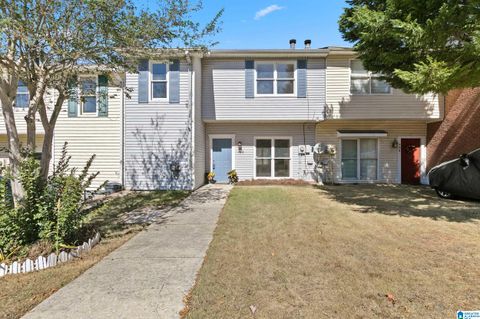 703 HILLSBORO LANE HELENA AL 35080