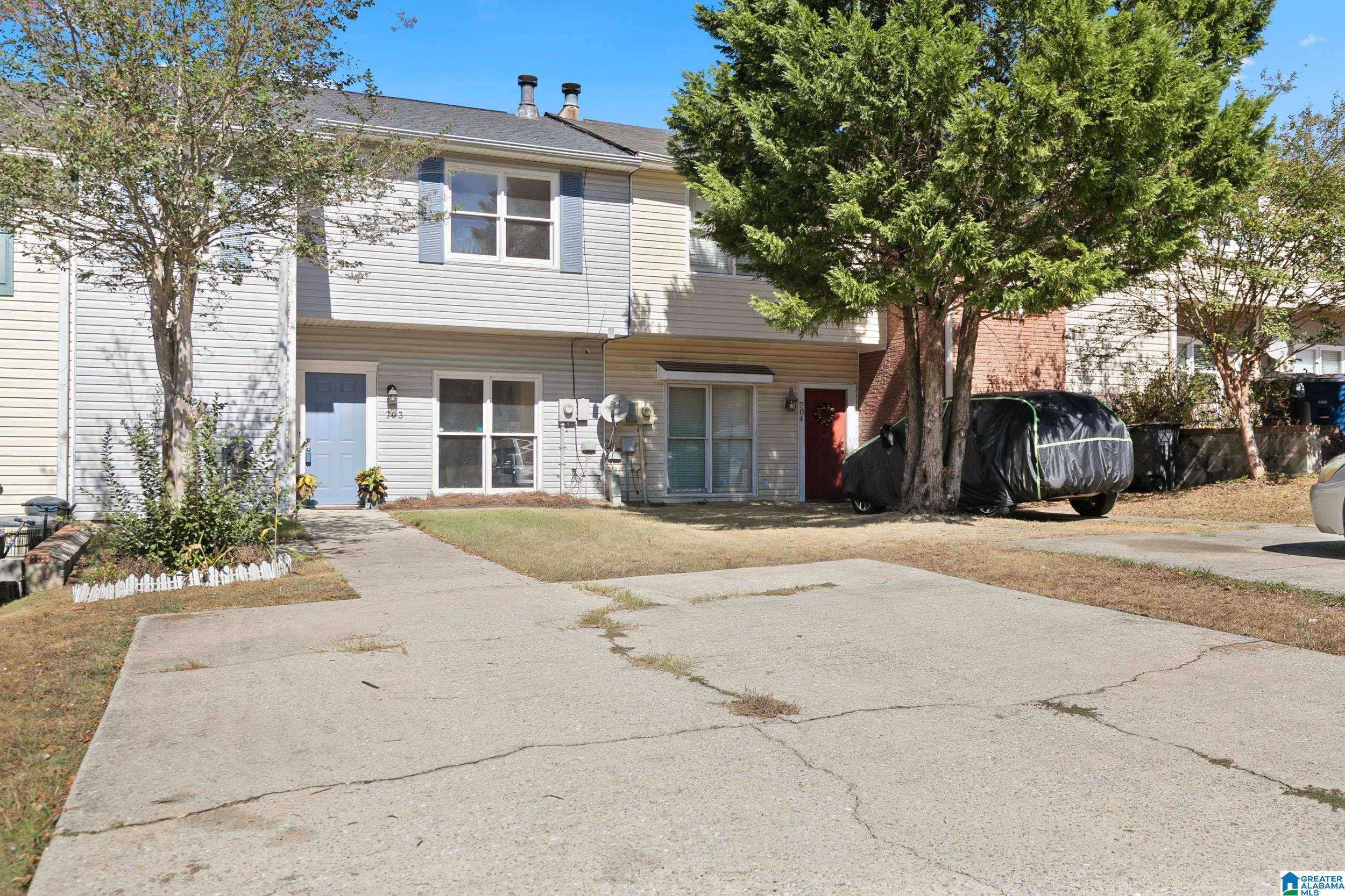 703 HILLSBORO LANE