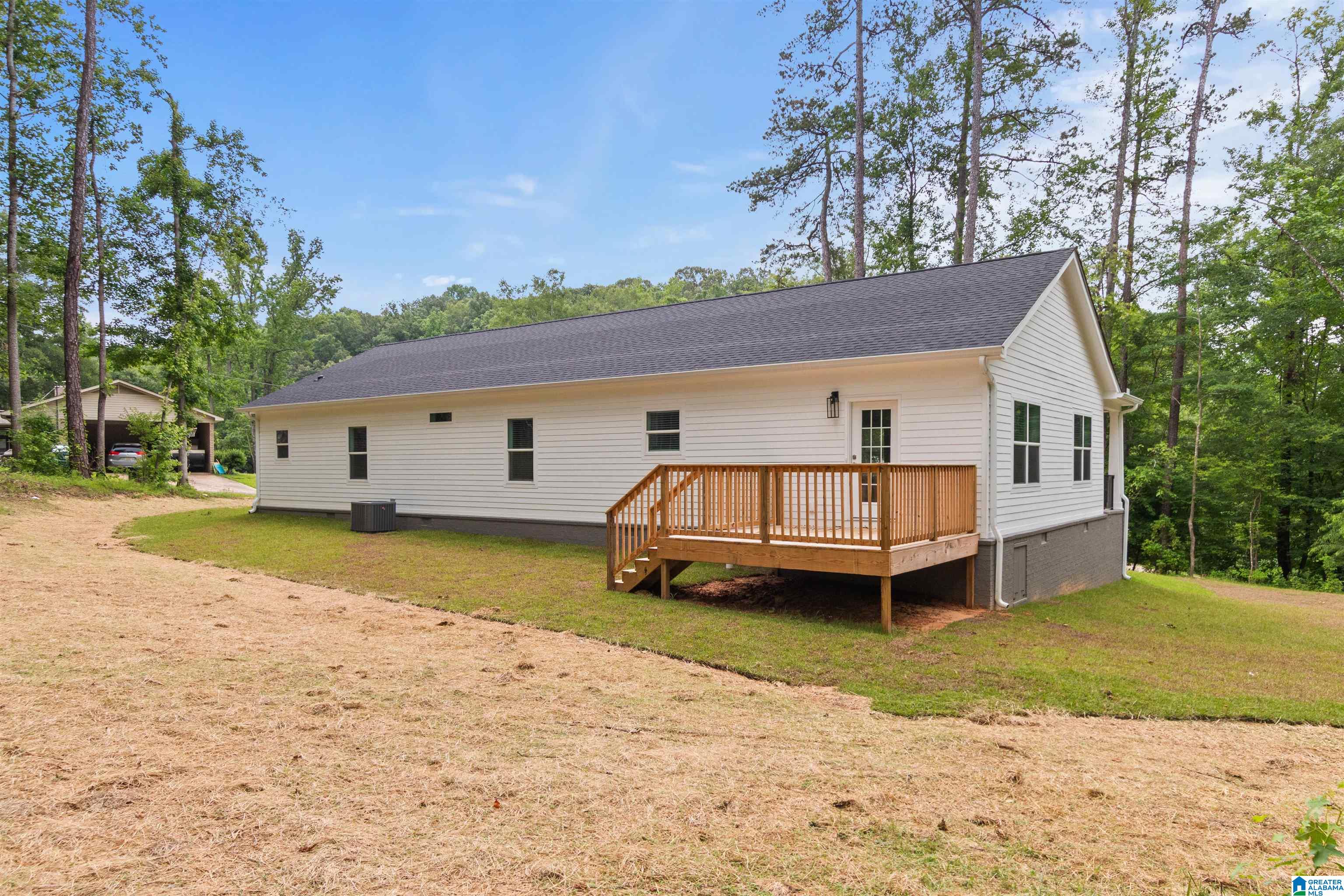 3904 SPRINGHILL DRIVE