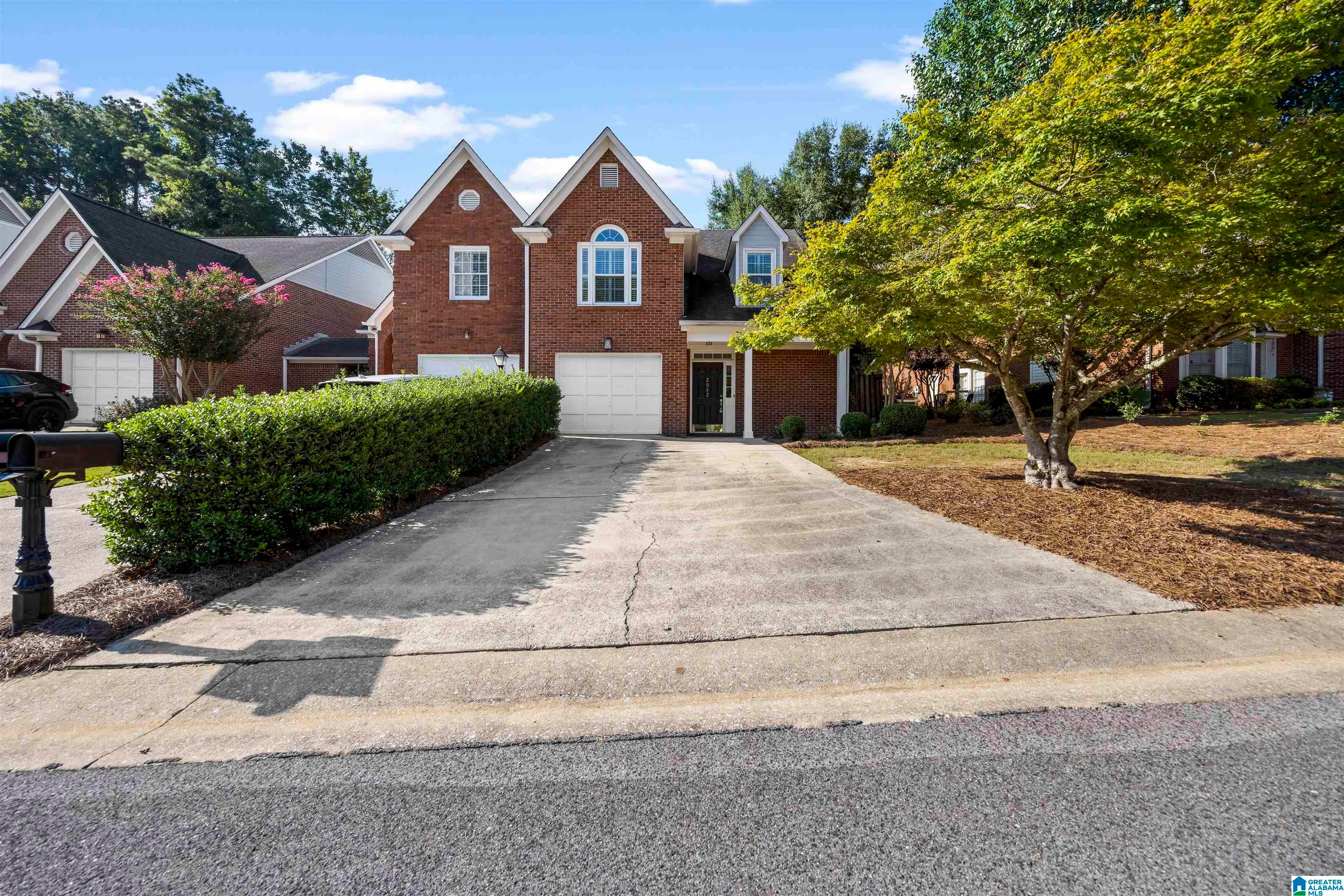 2052 STONE BROOK DRIVE