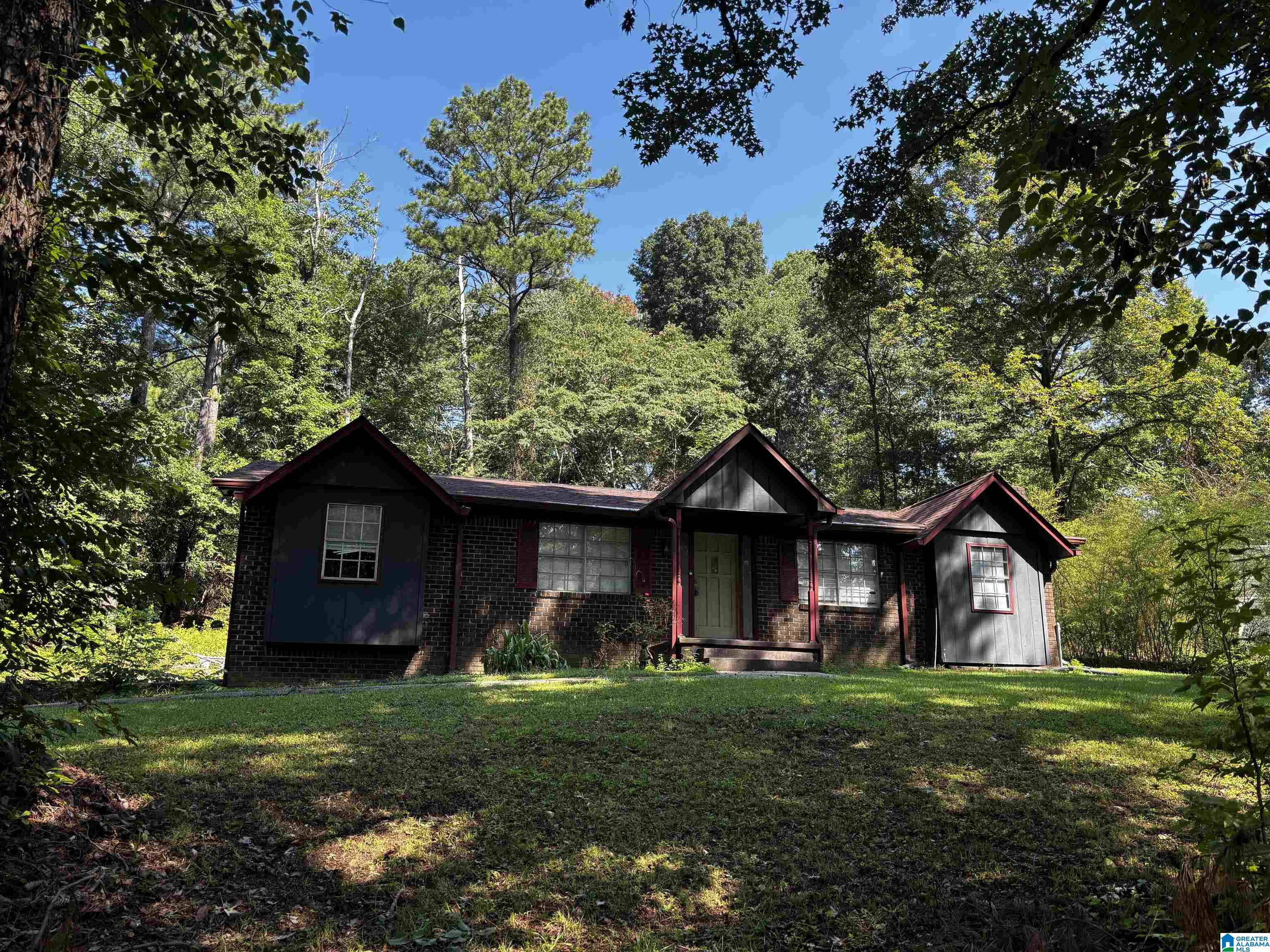 2316 HILLVIEW ROAD