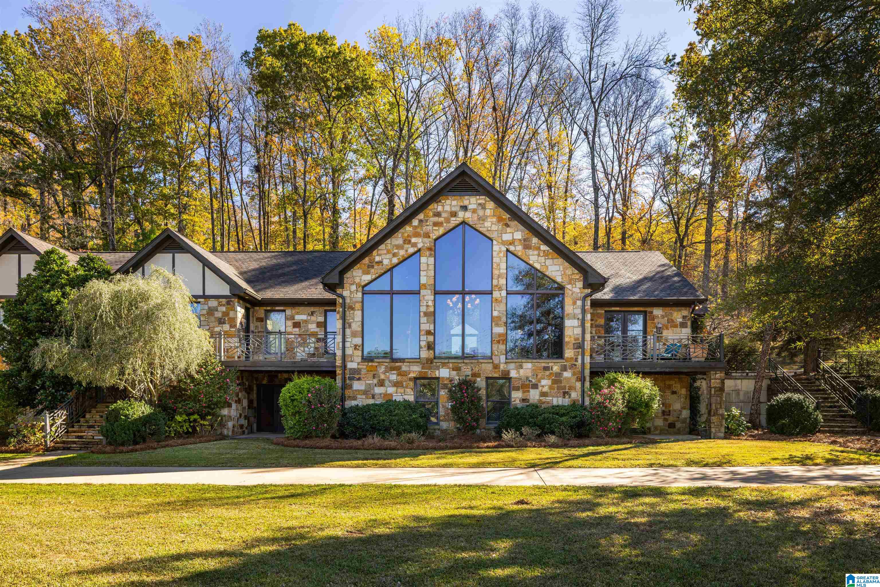 405 INDIAN TRAIL ROAD