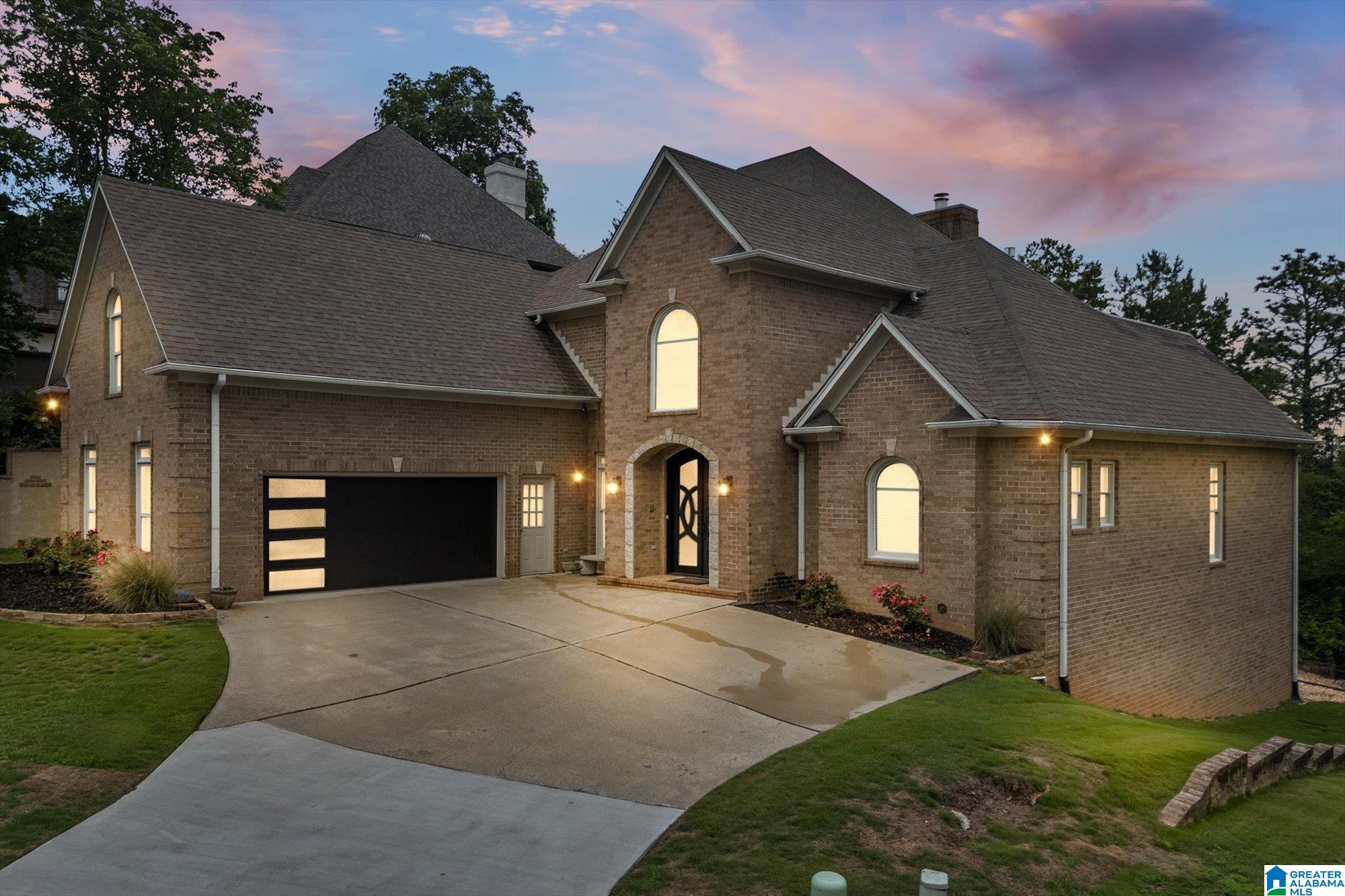 2371 RIDGE TRAIL