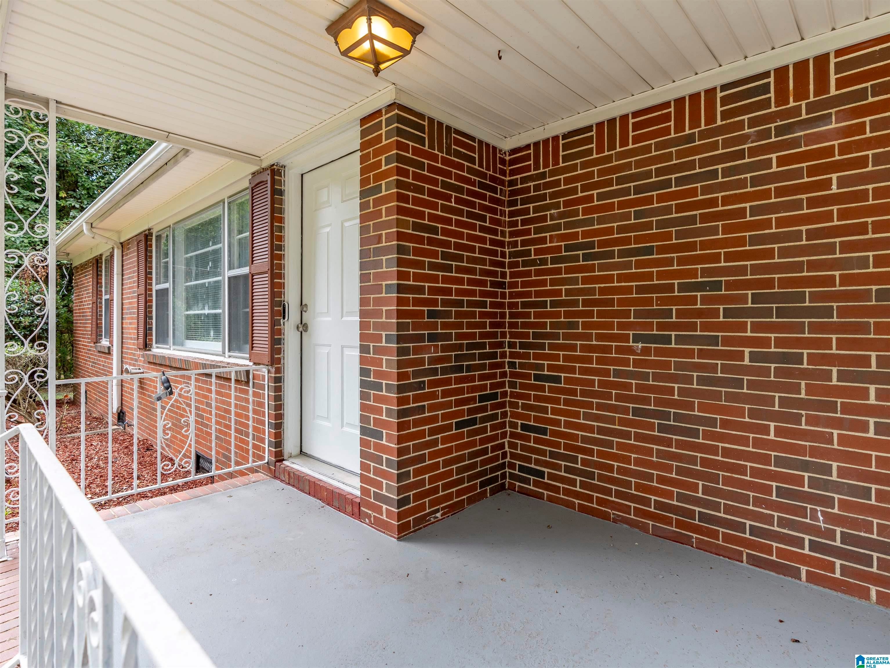 254 NE LAKE DRIVE CIRCLE