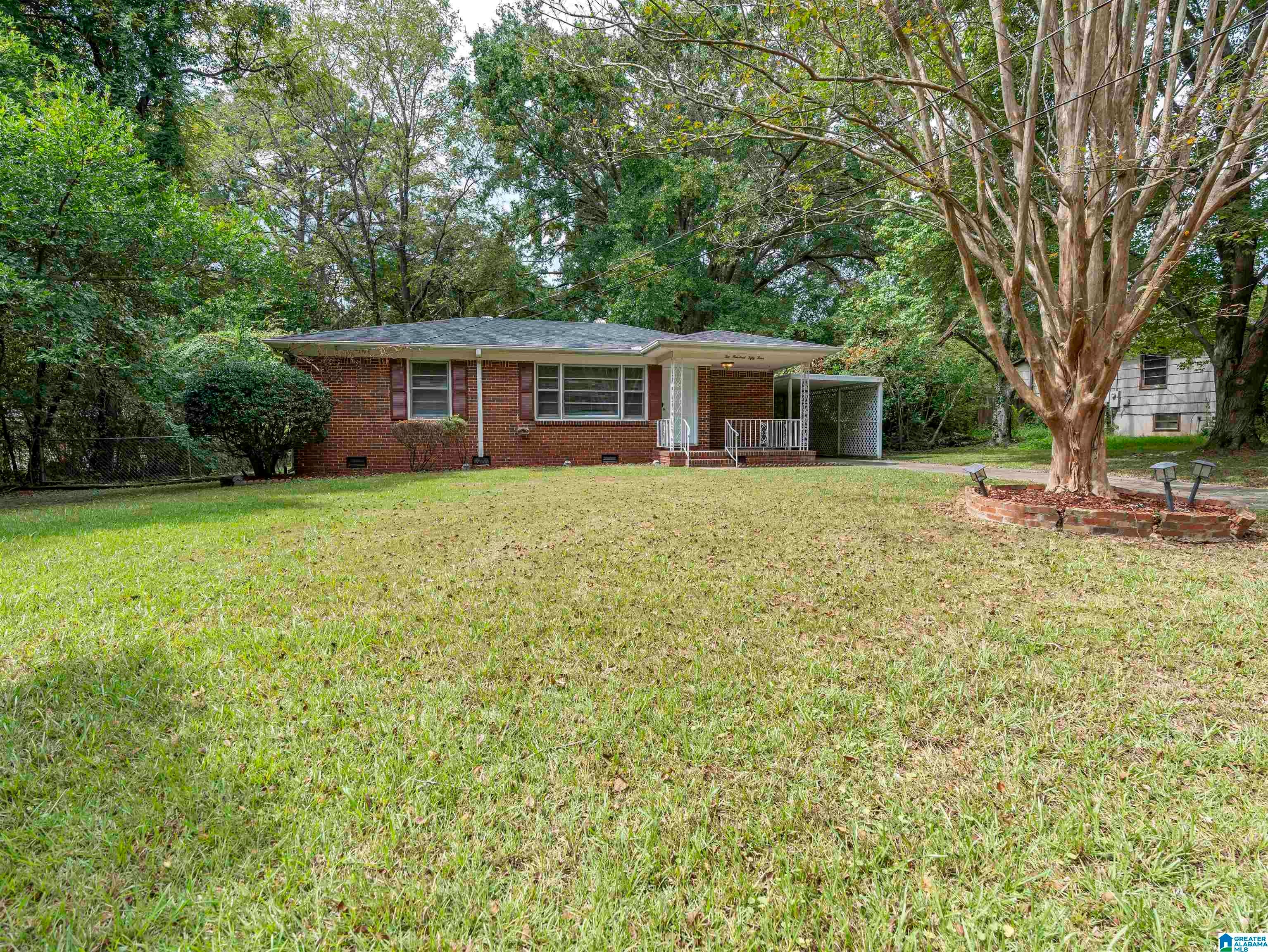254 NE LAKE DRIVE CIRCLE