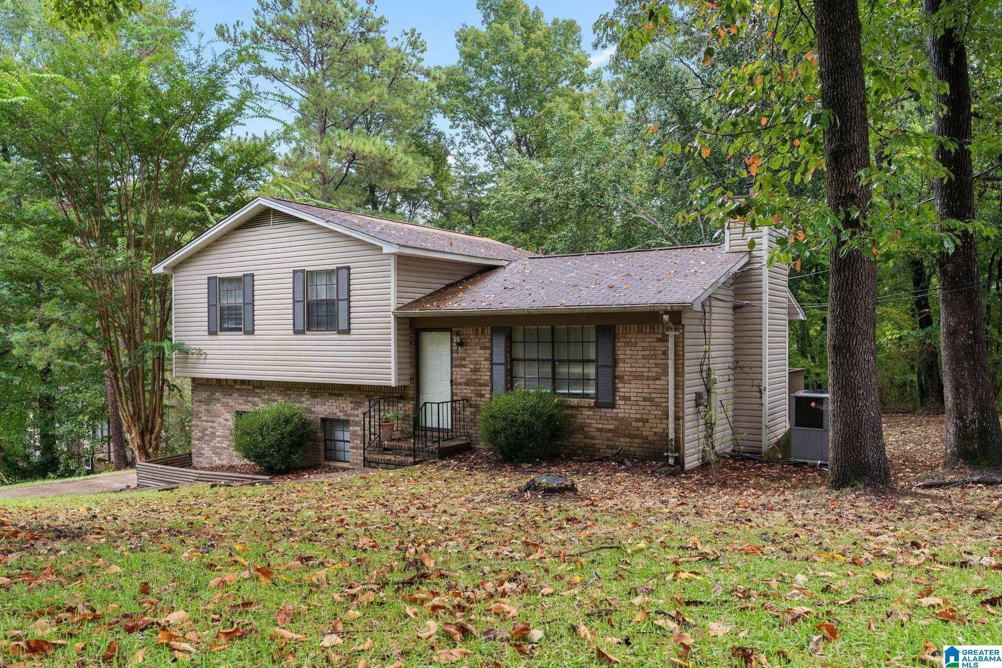 1152 OAK CREEK TRAIL NE - Photo 2