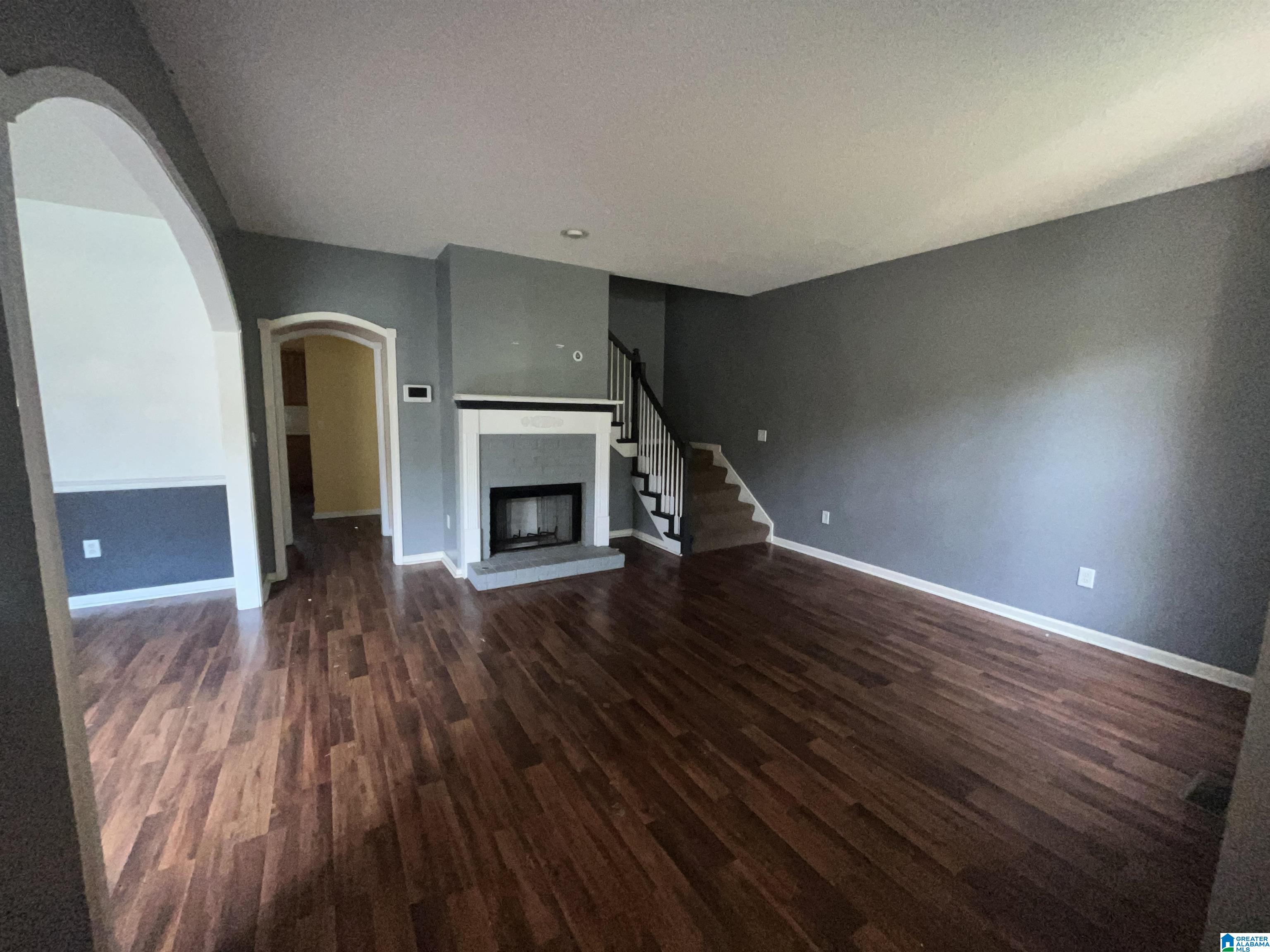 104 KENTWOOD TRAIL CIRCLE