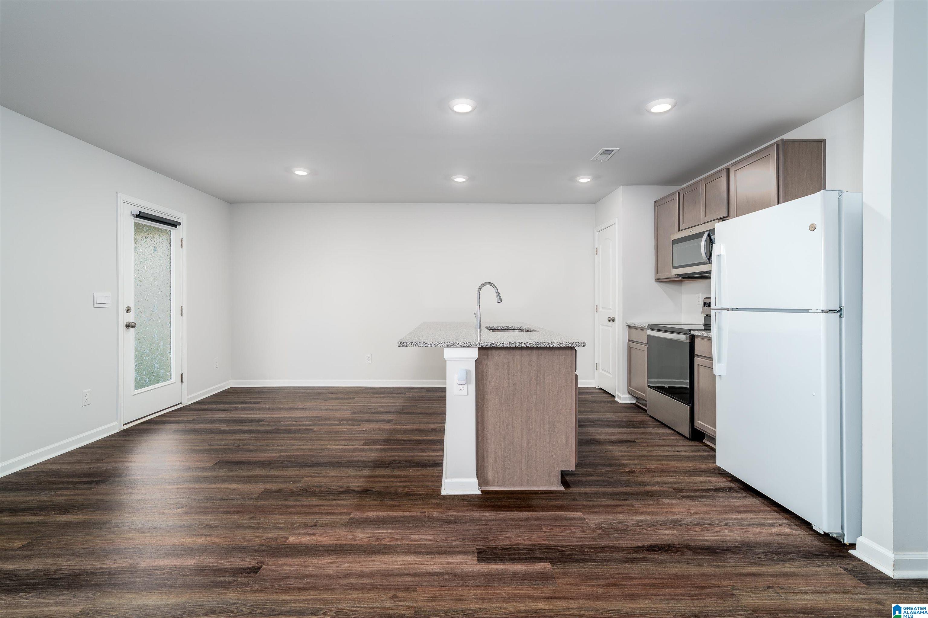 275 ASHLAND DRIVE