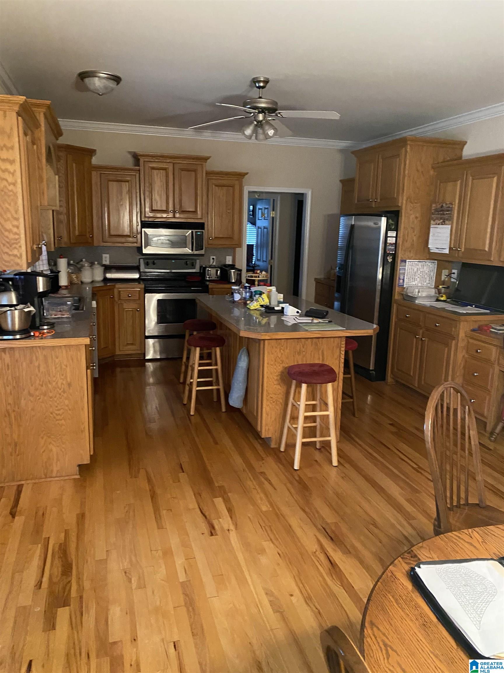 7658 HAPPY HOLLOW ROAD