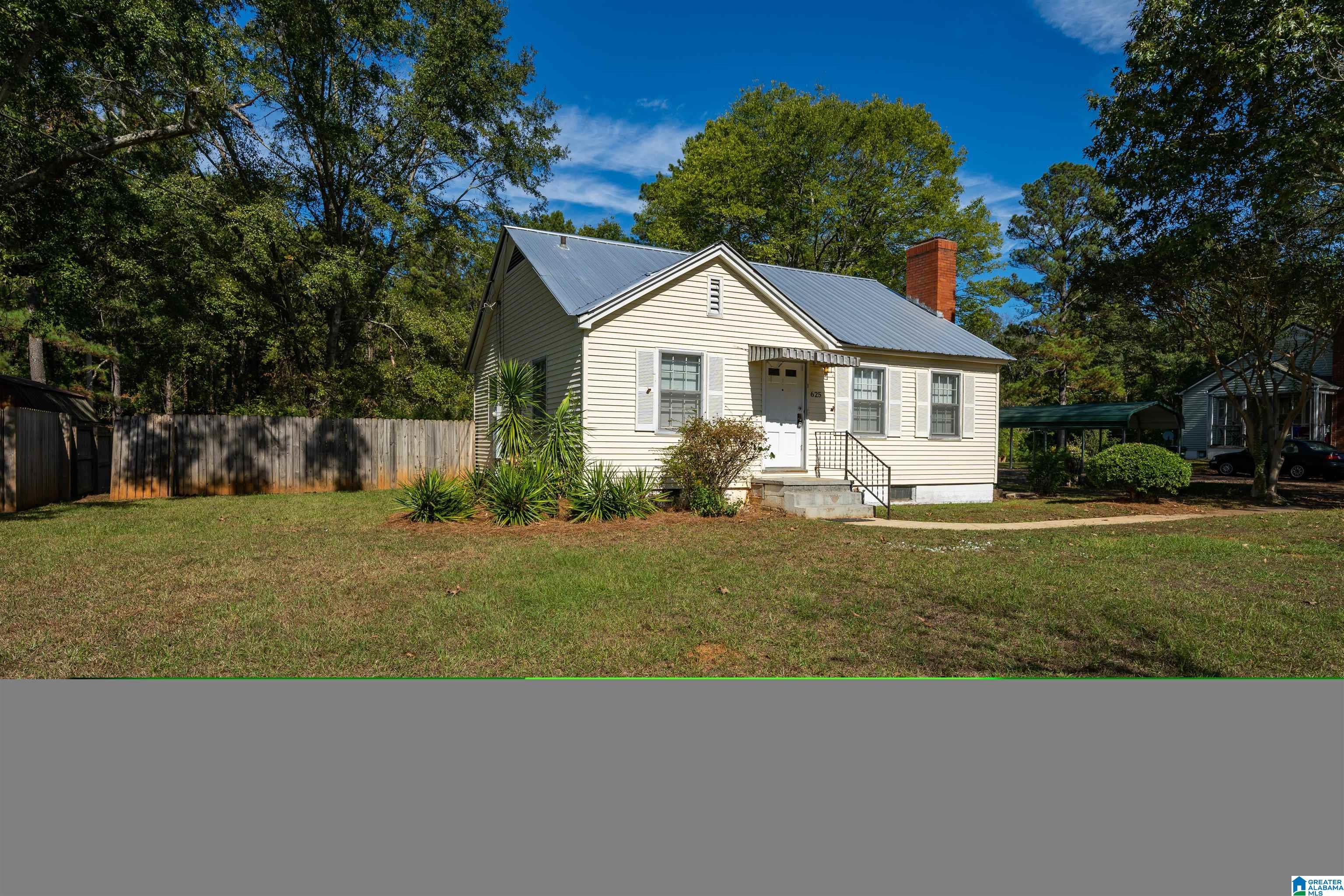 625 PINECREST DRIVE
