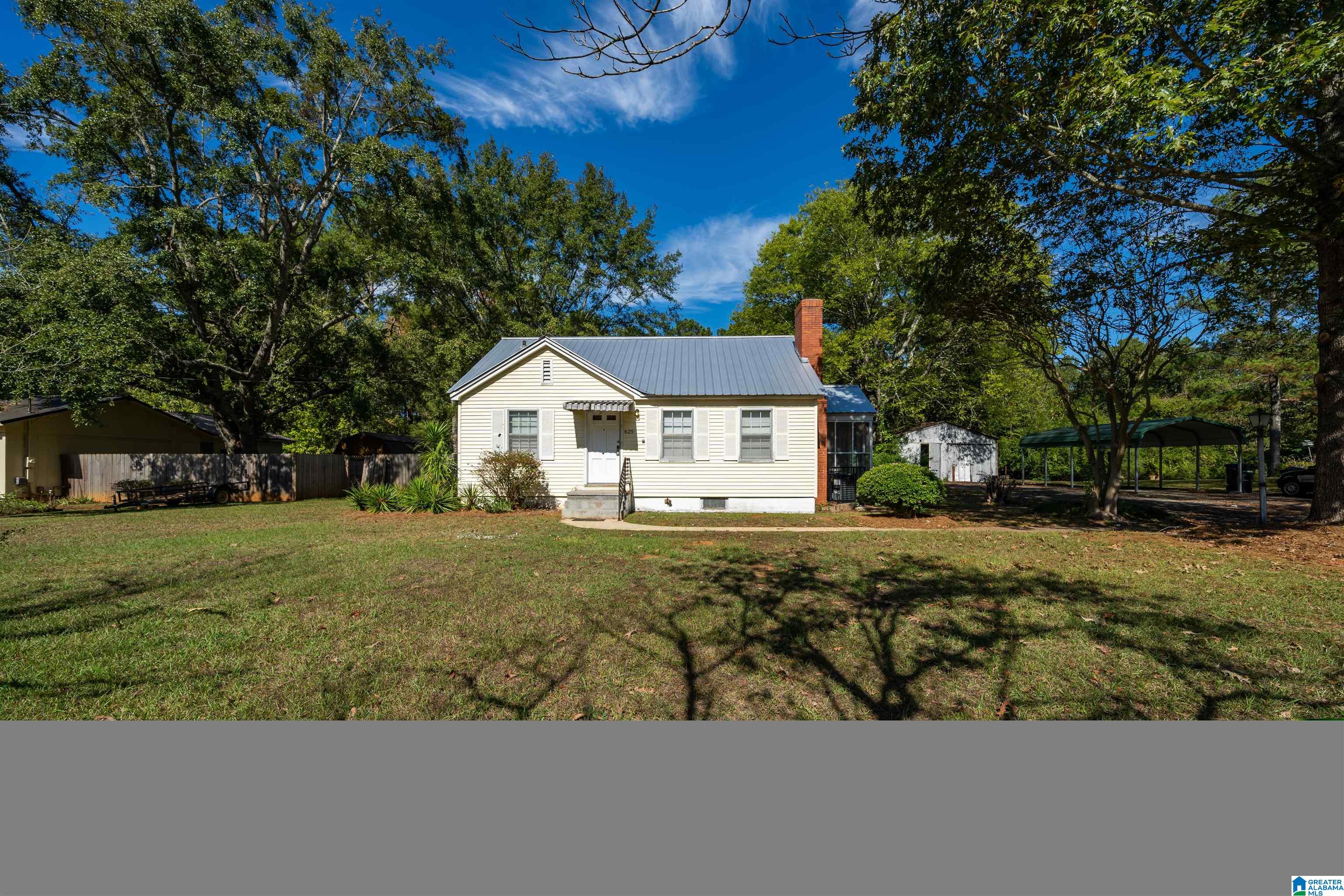 625 PINECREST DRIVE
