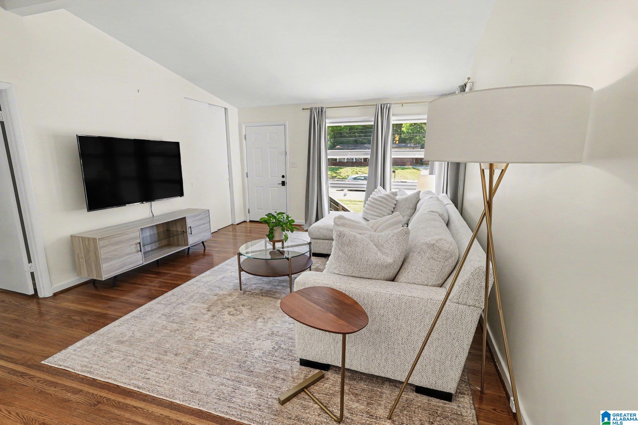 1133 MONTCLAIR ROAD