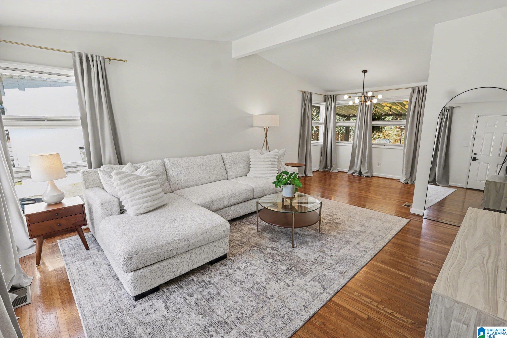 1133 MONTCLAIR ROAD