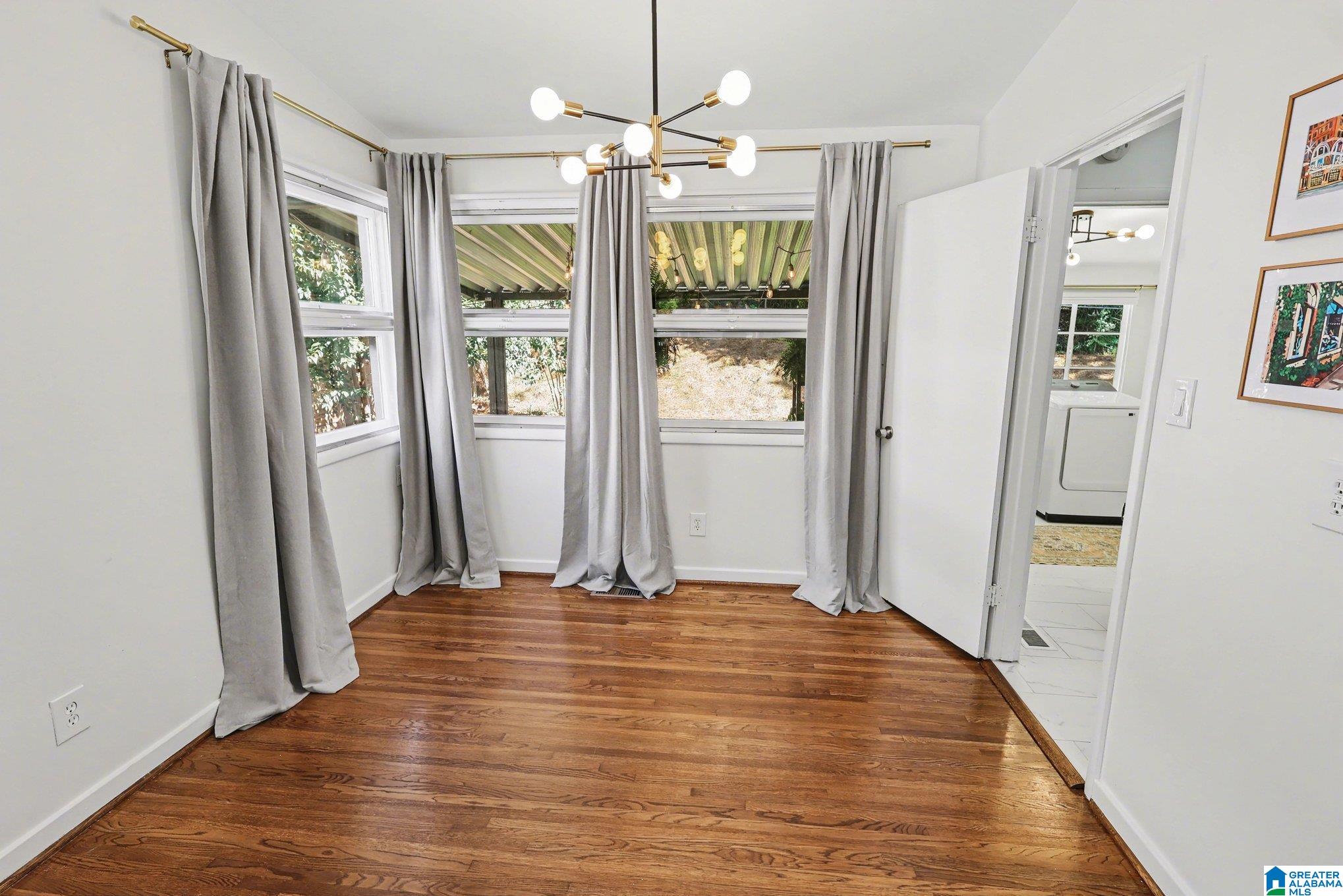 1133 MONTCLAIR ROAD