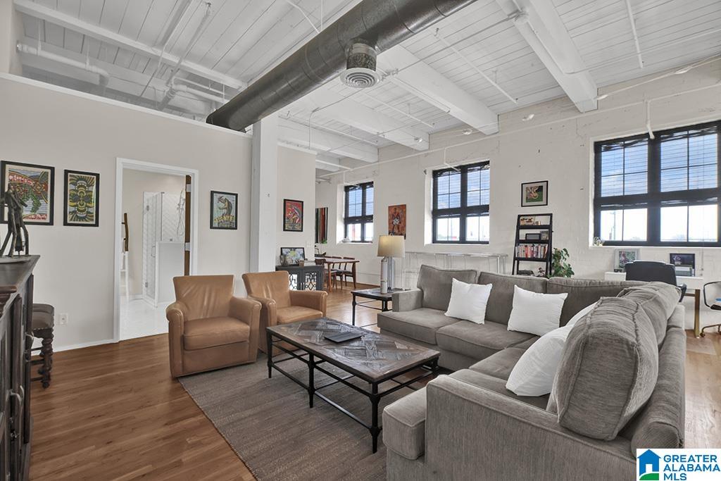 2412 2ND AVENUE N 23