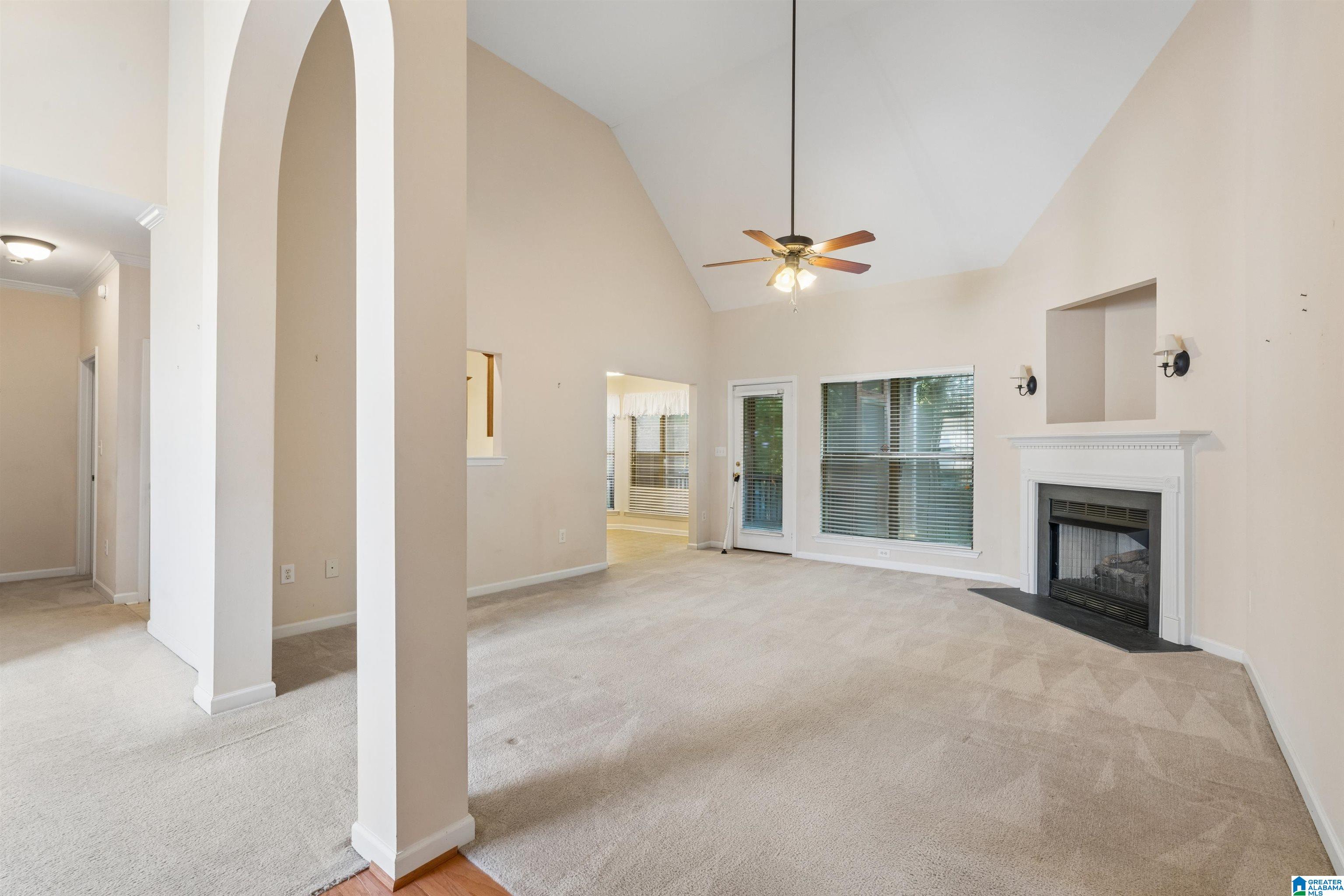 2934 SUMMIT DRIVE - Photo 3