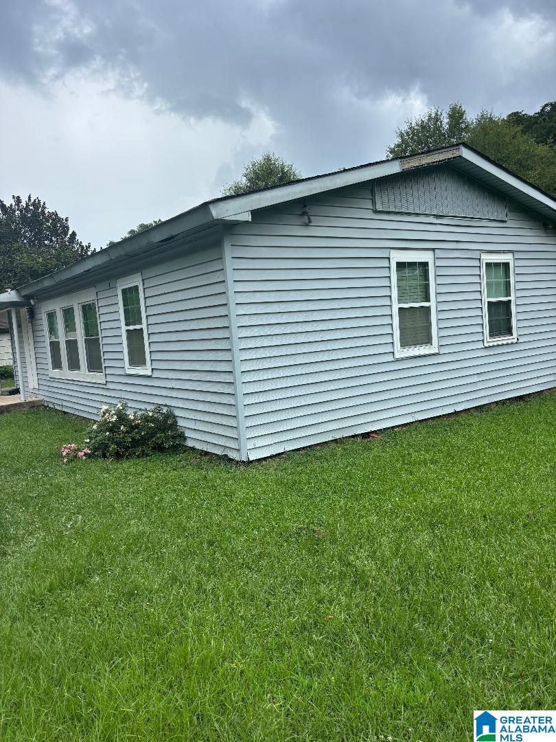 944 EDWARDS LAKE ROAD