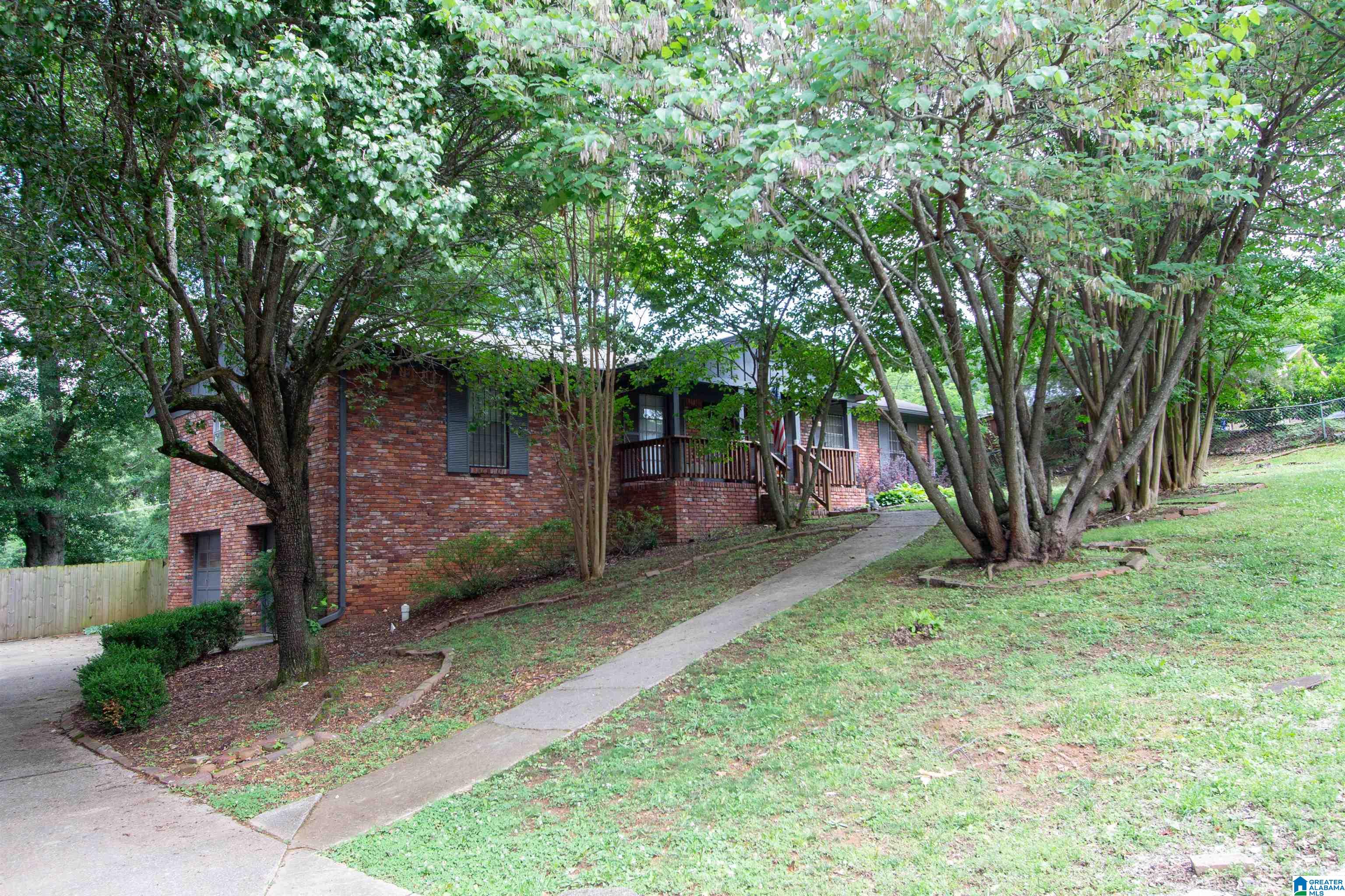 2013 4TH STREET S