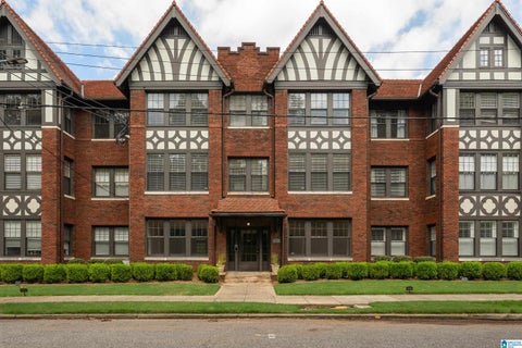 Photo of 3004 13th Avenue S #1, BIRMINGHAM, AL 35205 (MLS # 21464623)