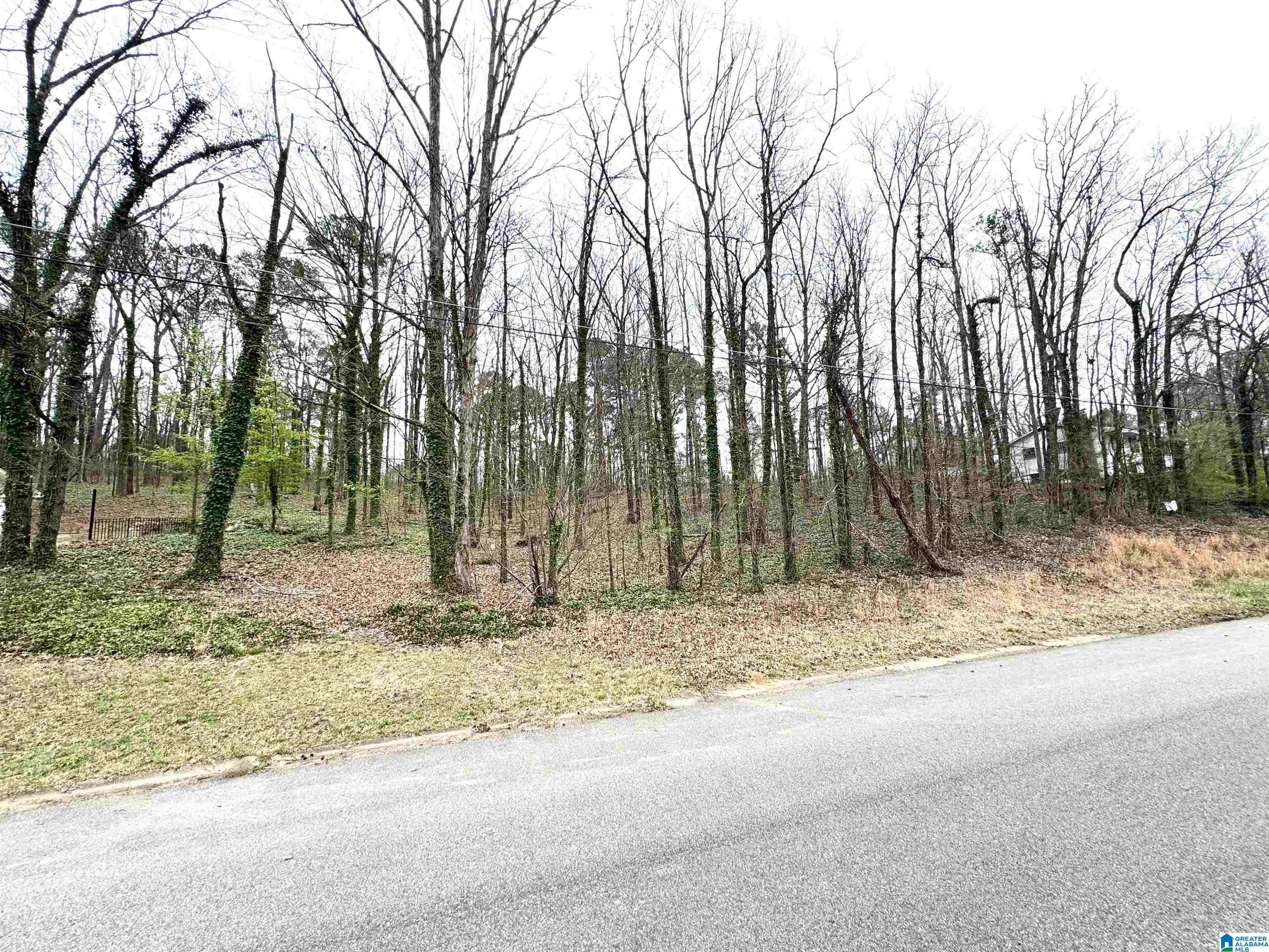 2615 3RD STREET NE 27