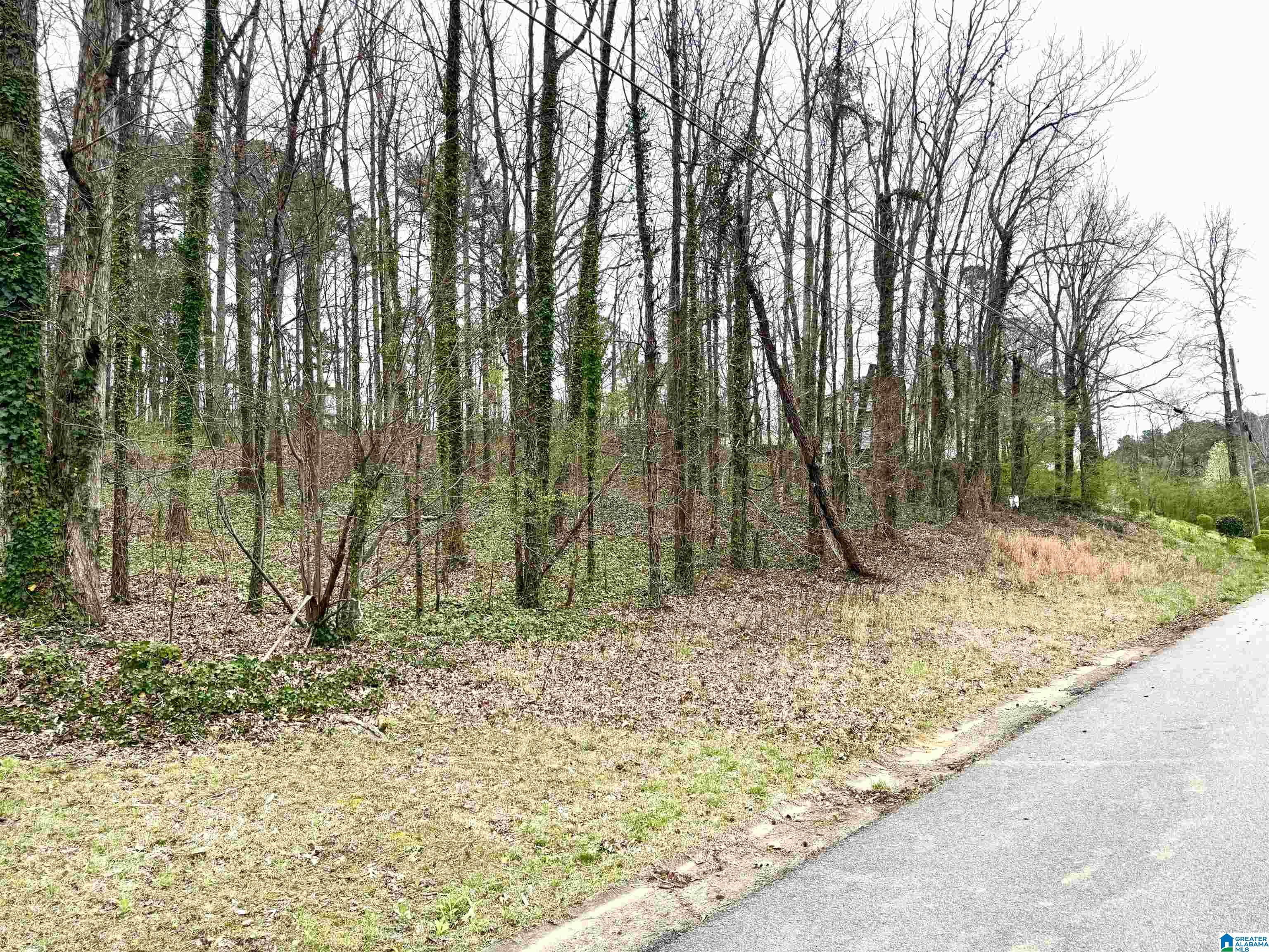 2615 3RD STREET NE 27