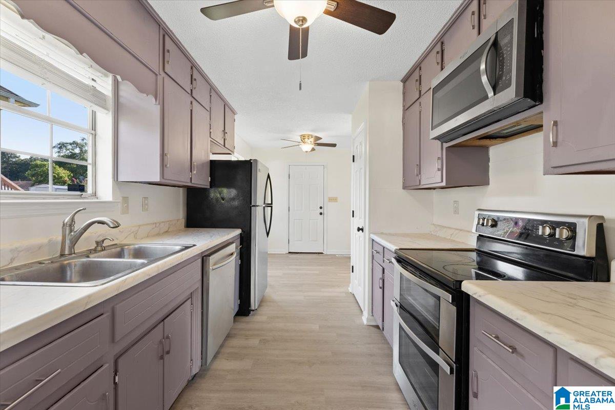 9577 EASTPOINTE CIRCLE