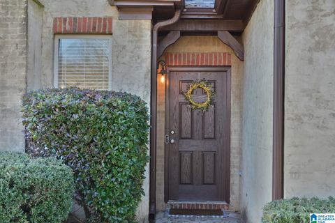 876 BARKLEY DRIVE ALABASTER AL 35007