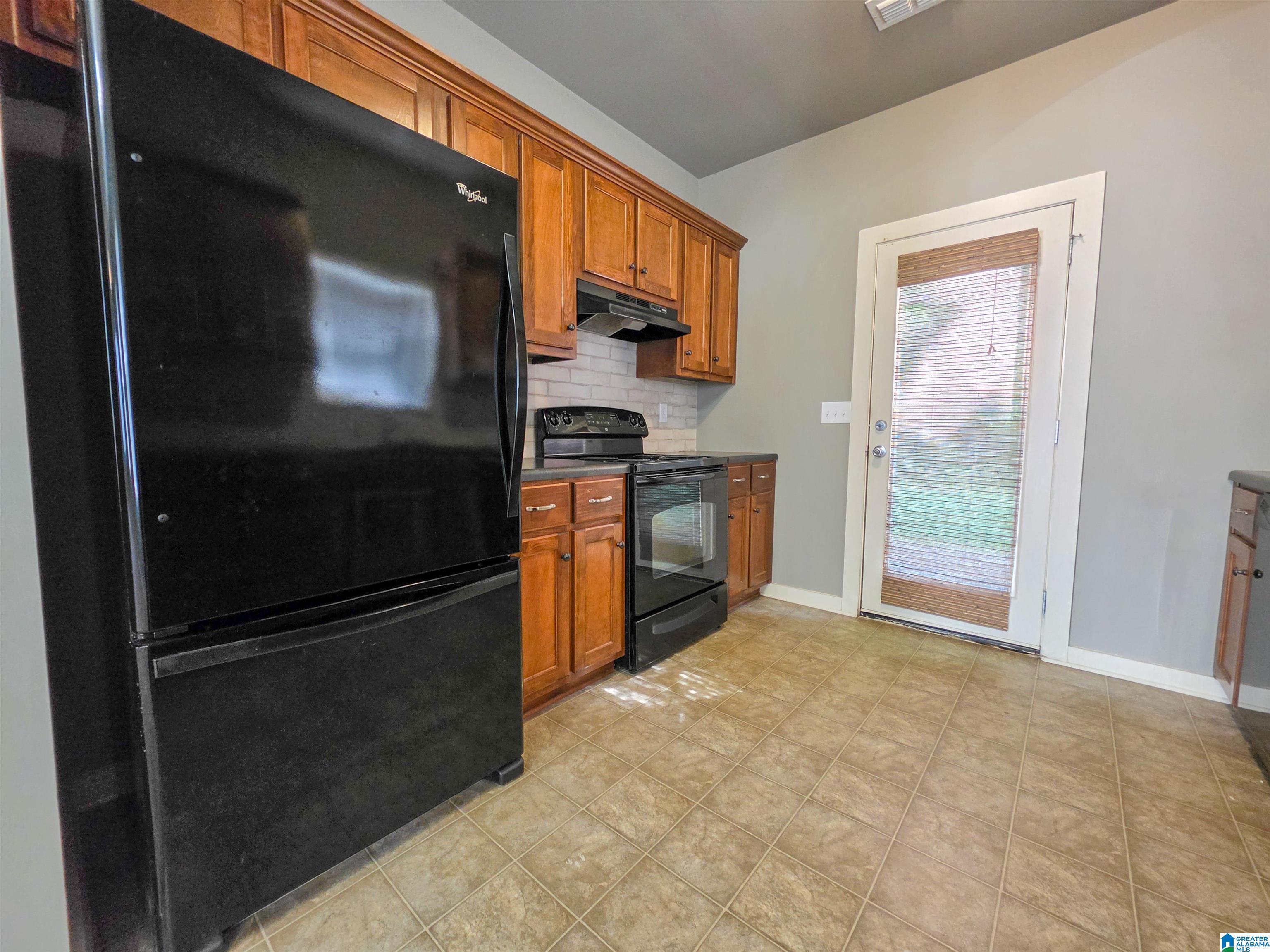 568 KINCAID COVE LANE