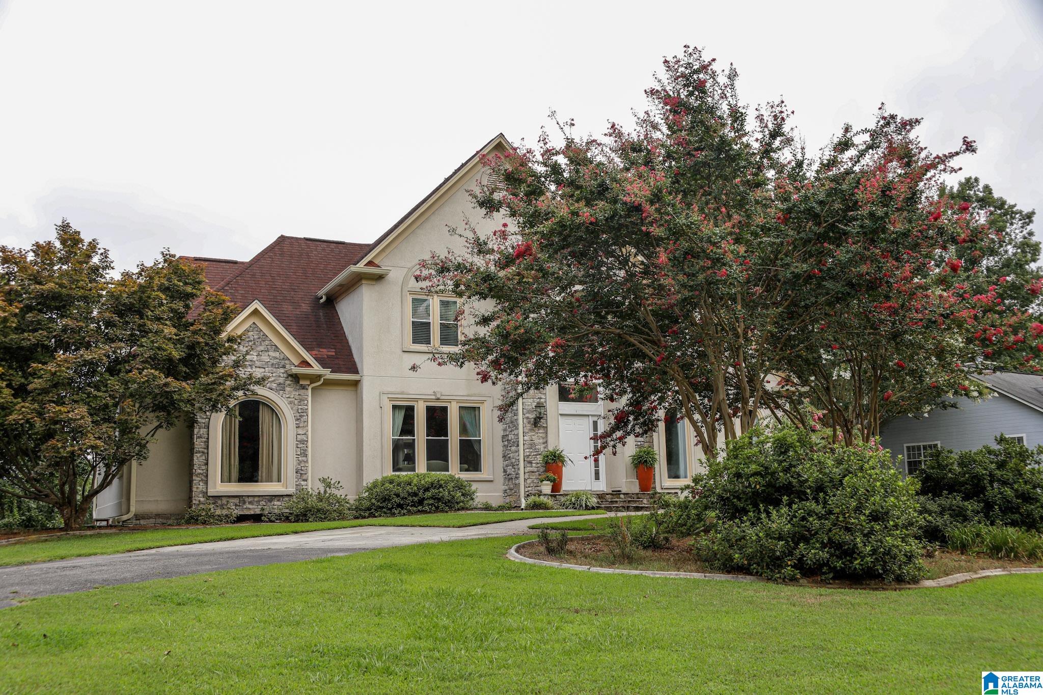 241 LAKESHORE LOOP