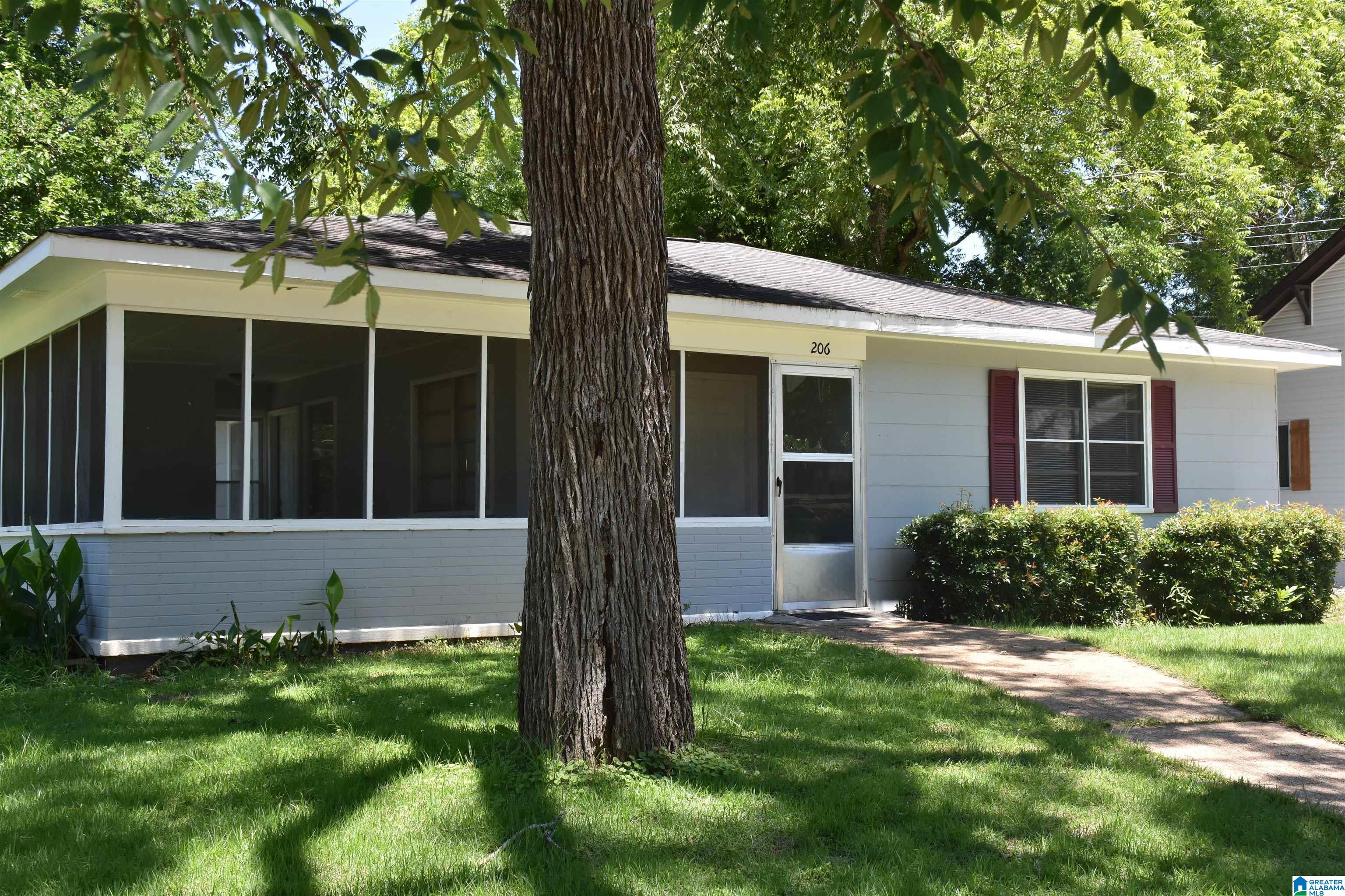 206 E SPRING STREET