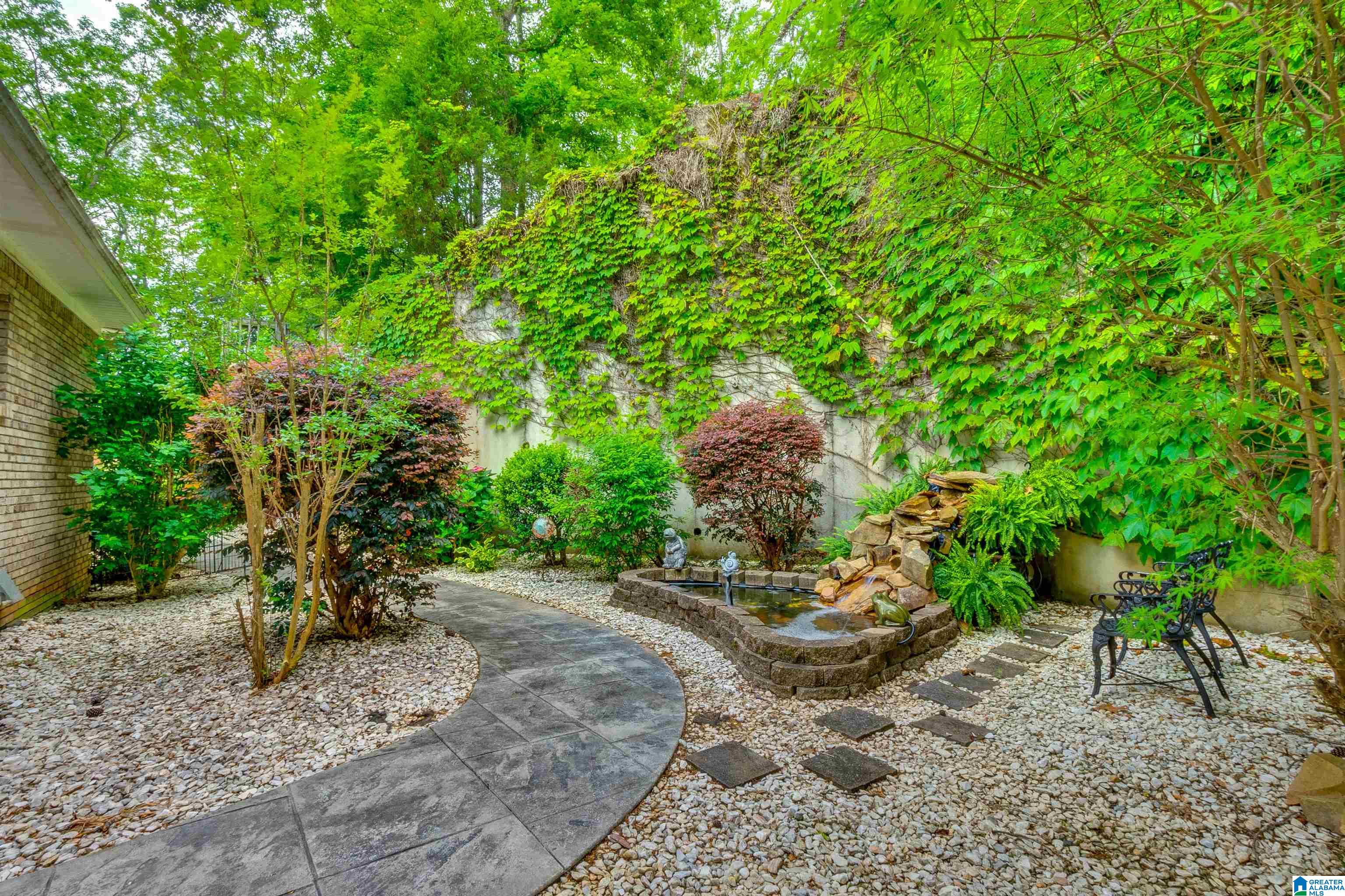 985 COUNTY ROAD 476