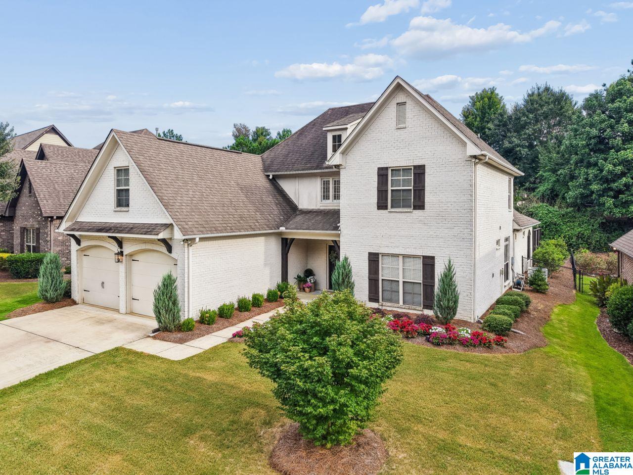 369 STRATHAVEN DRIVE