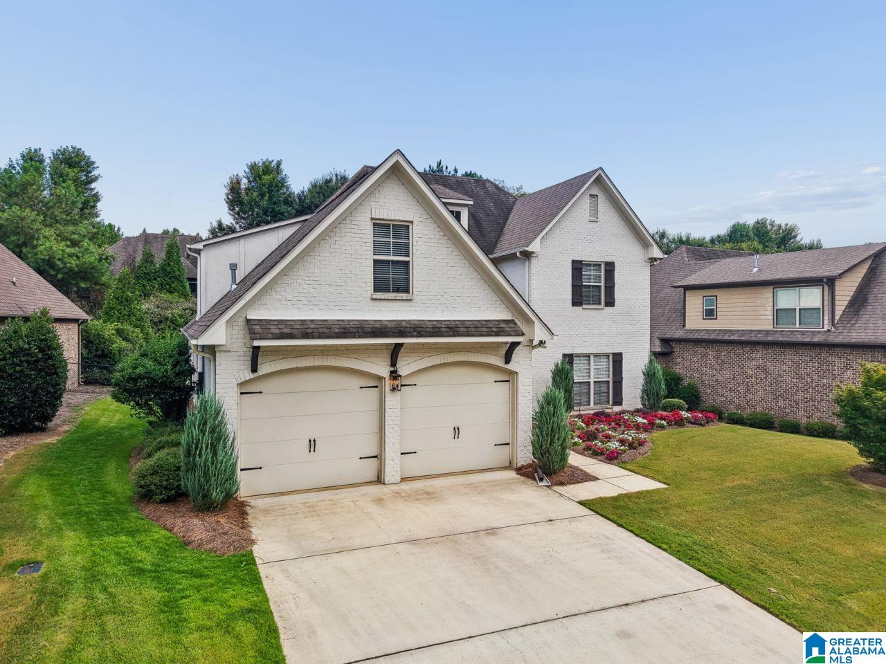 369 STRATHAVEN DRIVE