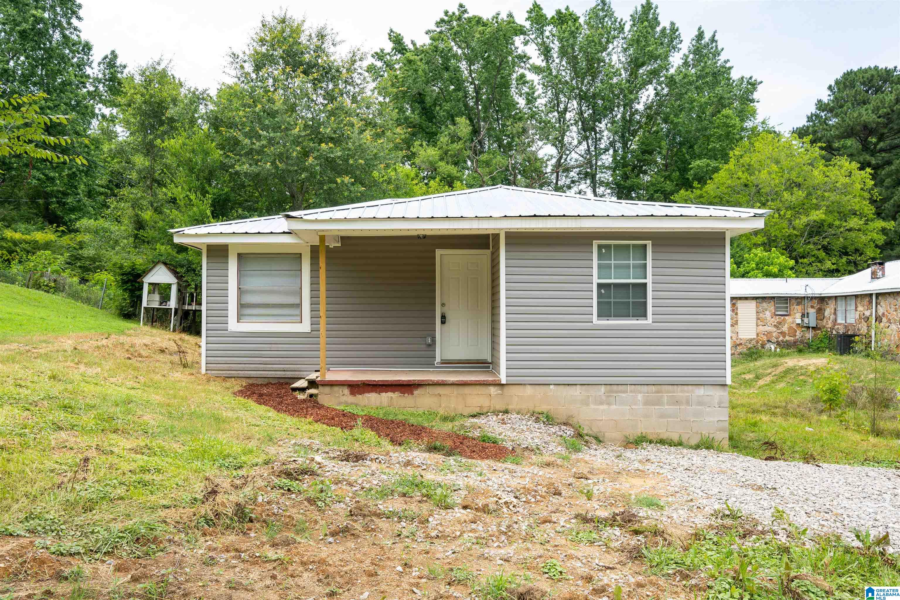 8824 GLASS DRIVE