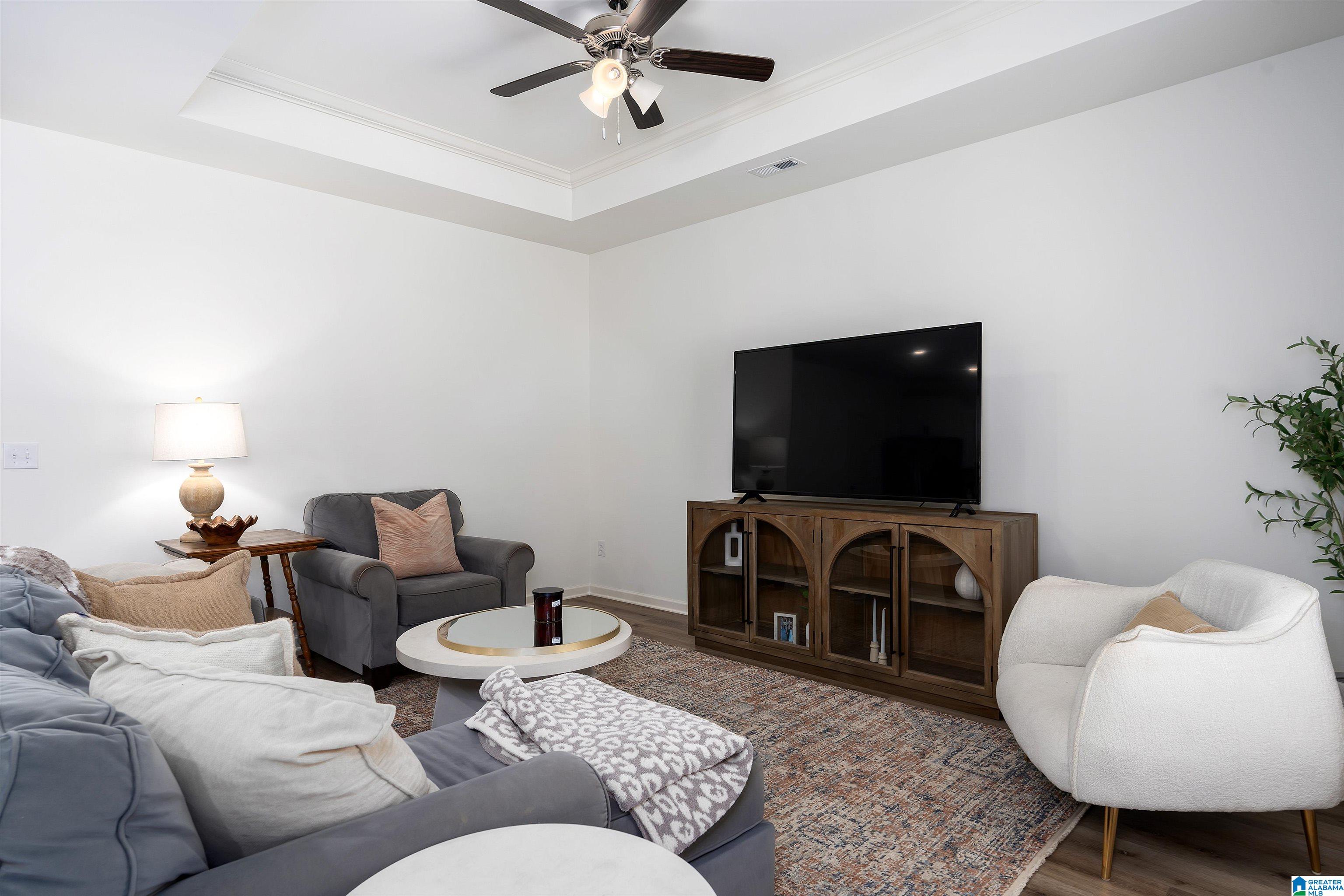 9990 CHELSEA PARK TRAIL