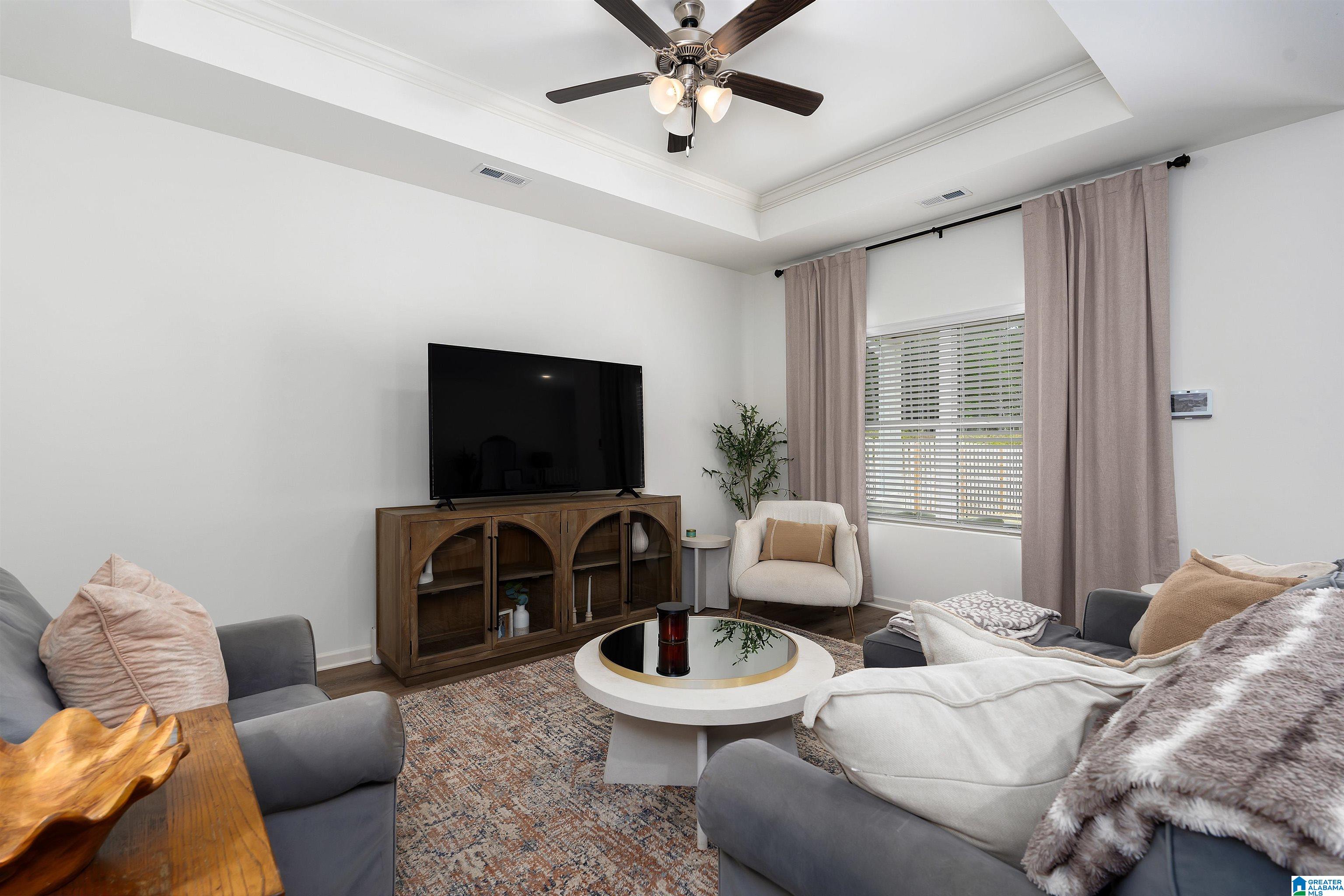 9990 CHELSEA PARK TRAIL