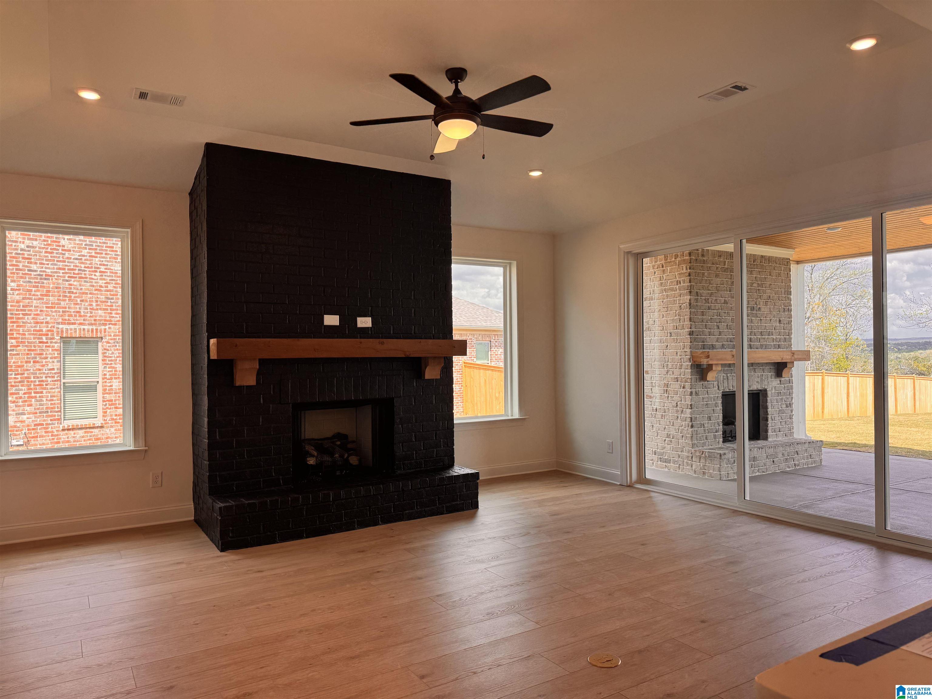 4144 BLACKRIDGE CREST