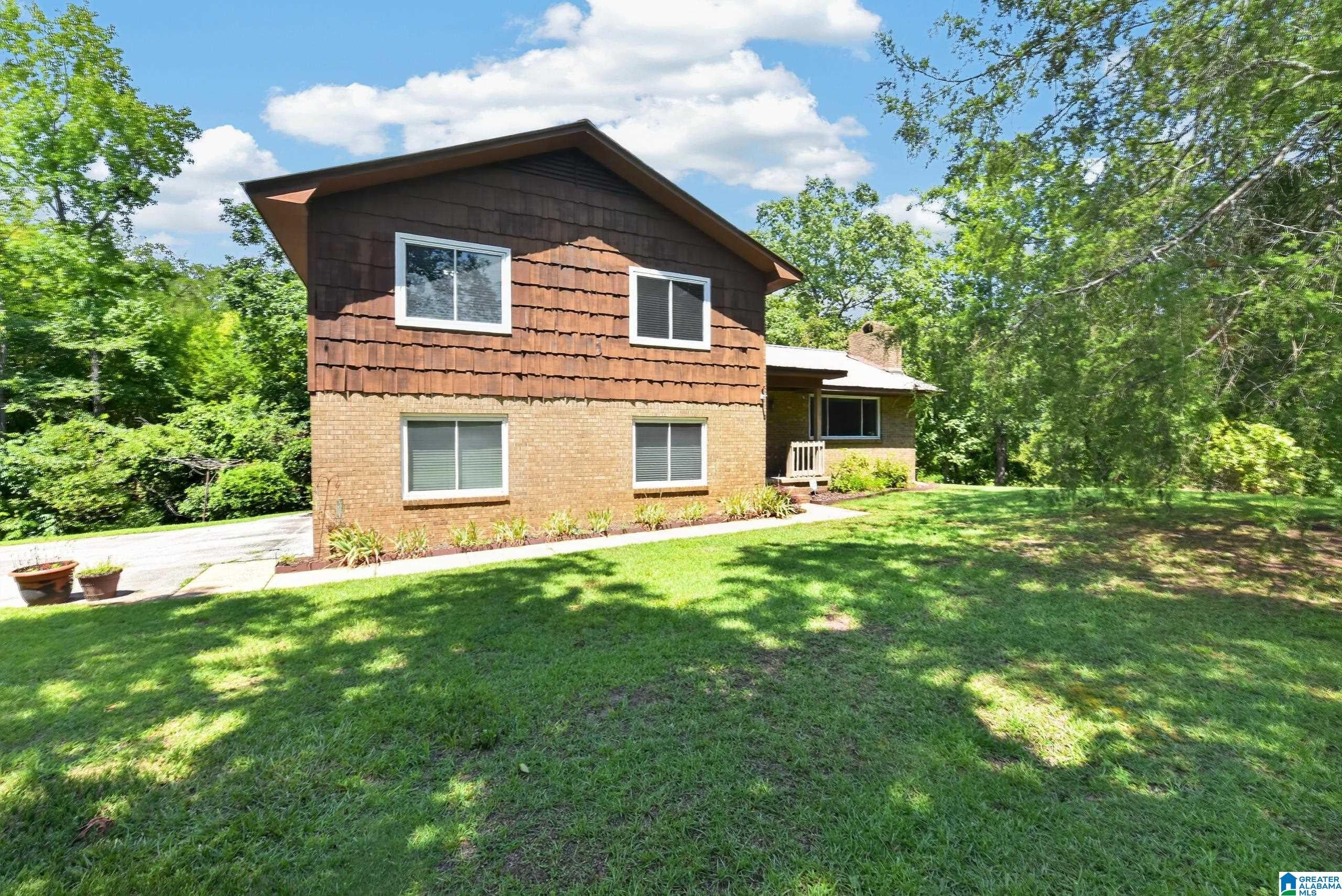 10876 MALLARD LAKE LANE