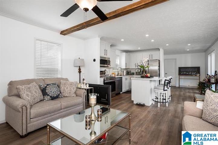 250 SAINT SMITH CIRCLE