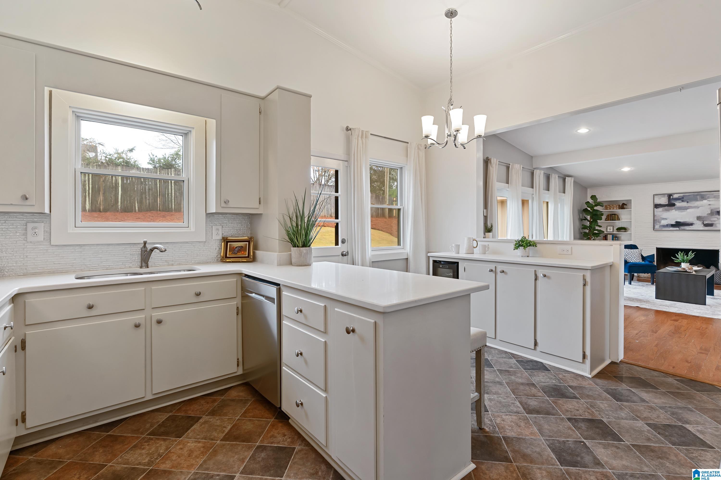 1824 HIGHFIELD DRIVE